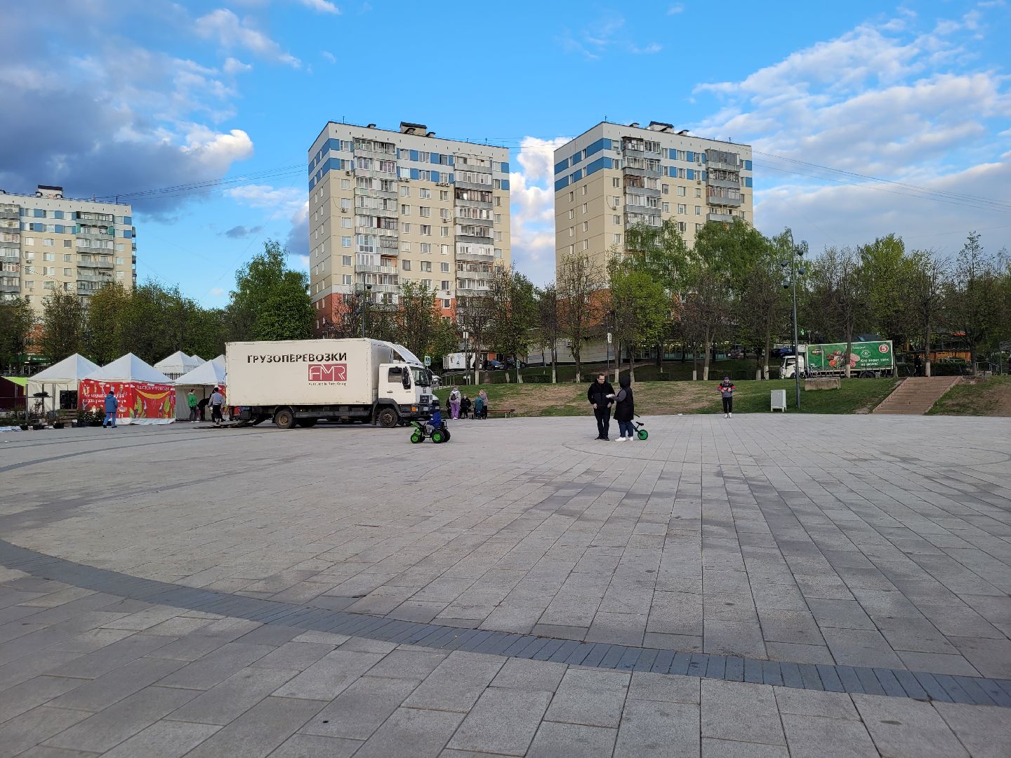 дети; аттракционы; лето; проект; видное