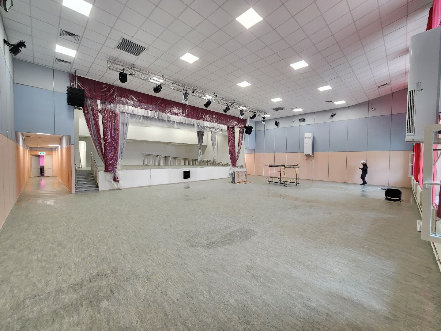 чехов, школа 3, пристройка к школе, строительство , внутренняя отделка , классы, кабинеты, оборудование , мебель ,инженерные сети, уборка помещений, госпрограмма московской области,  губернатор подмосковья,