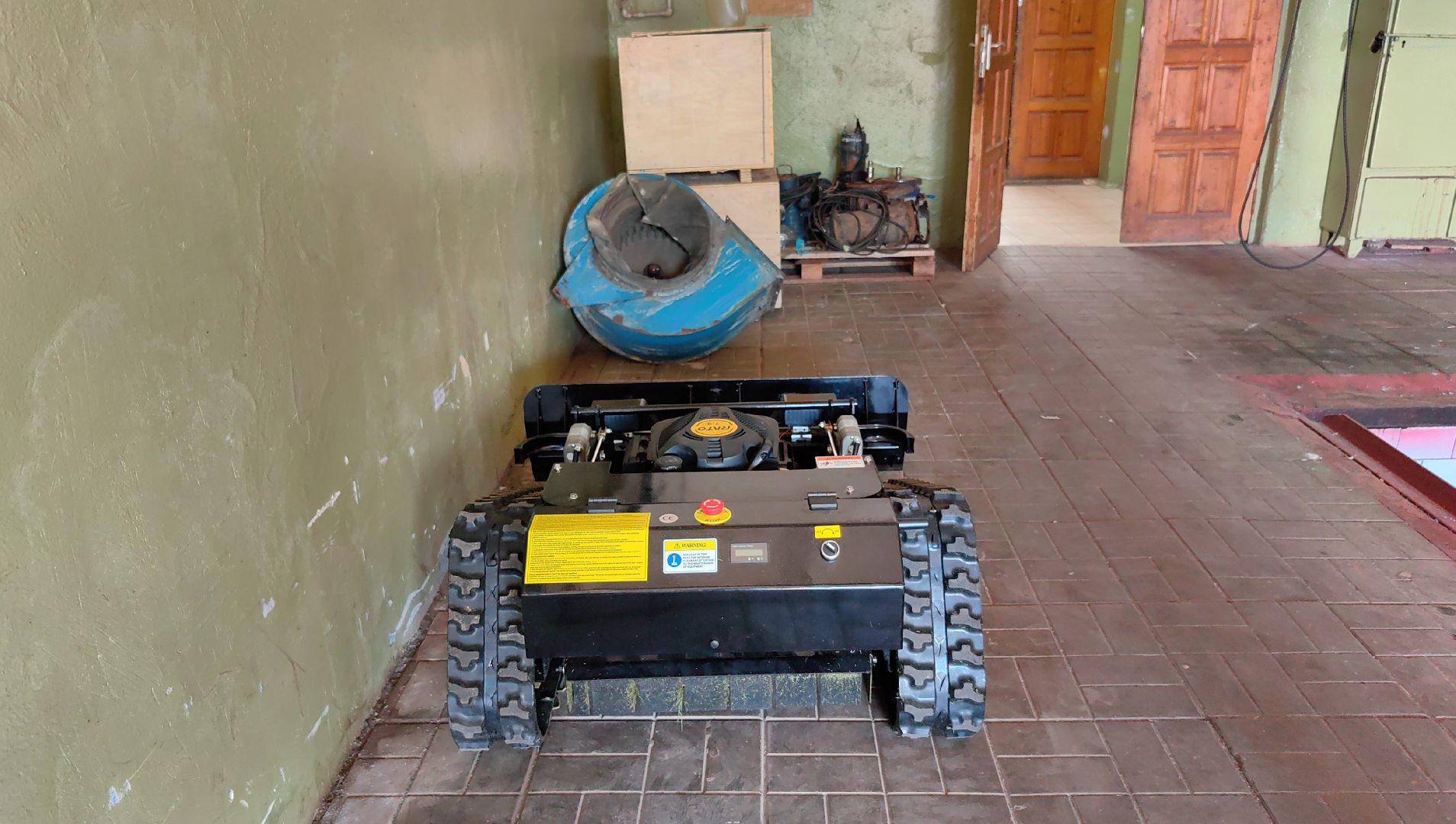 газон, косилка, робот, водоканал,