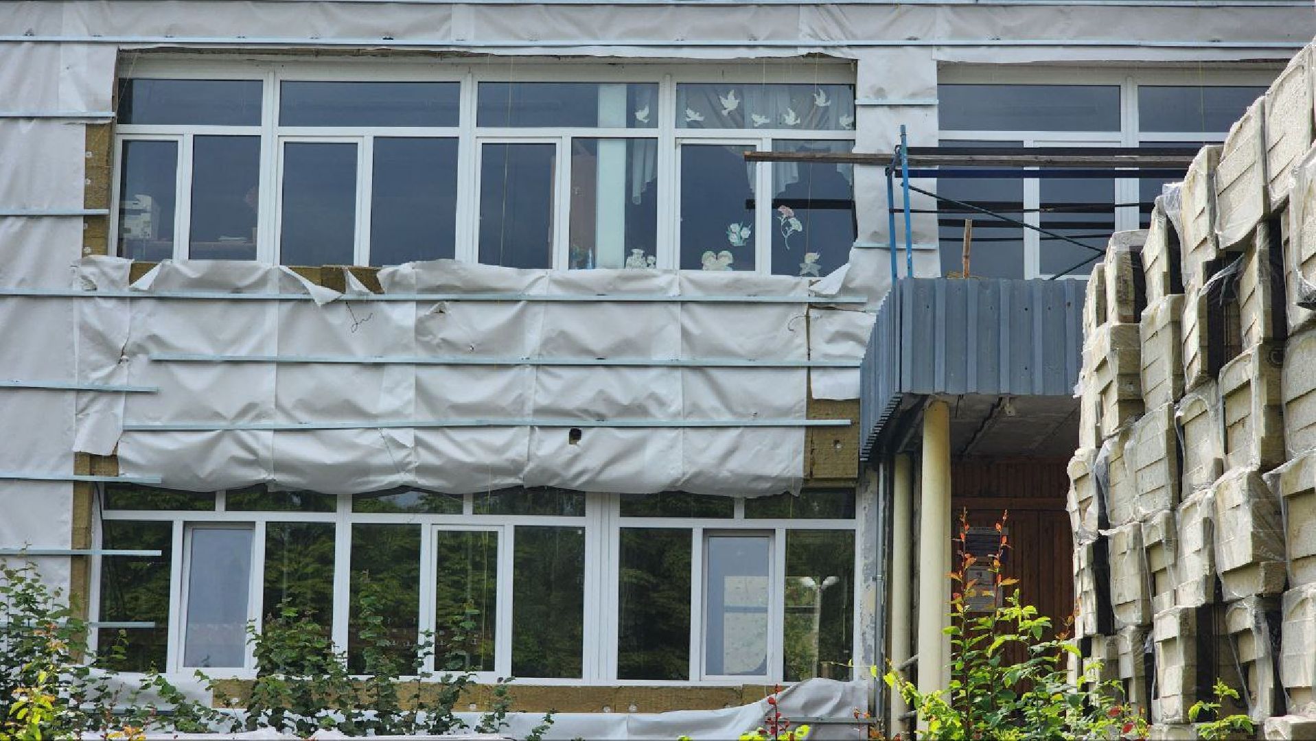 Дмитров, Внуковская школа, Утепление фасада, Минстрой, Минобразования,