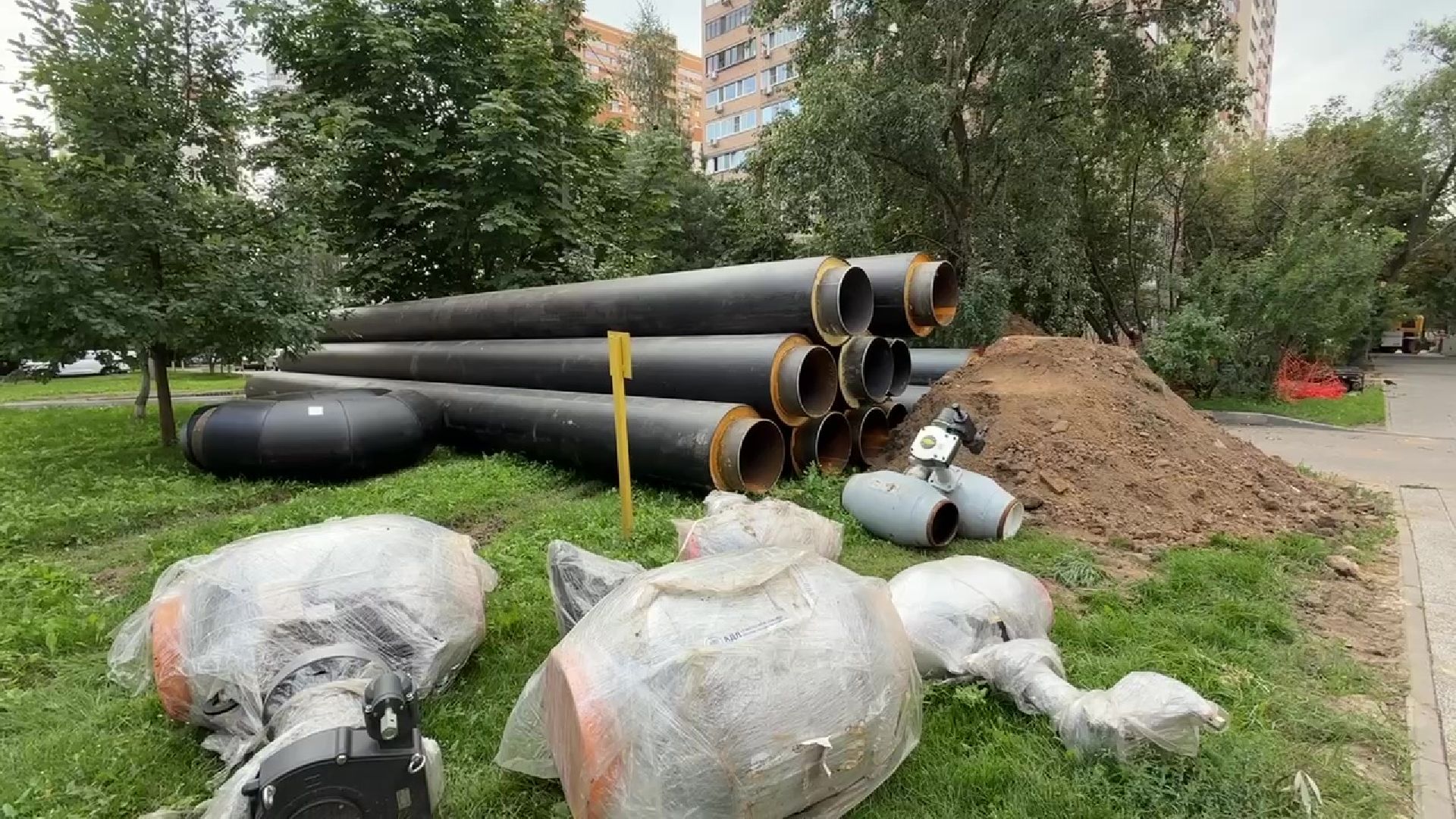 Реутов, ЖКХ,  замена теплотрассы, трубы,