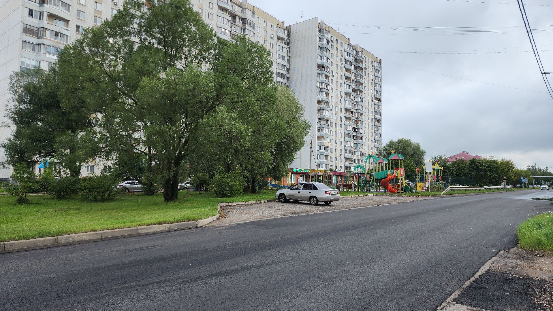 серпухов, подмосковье, улица весенняя, новый асфальт,