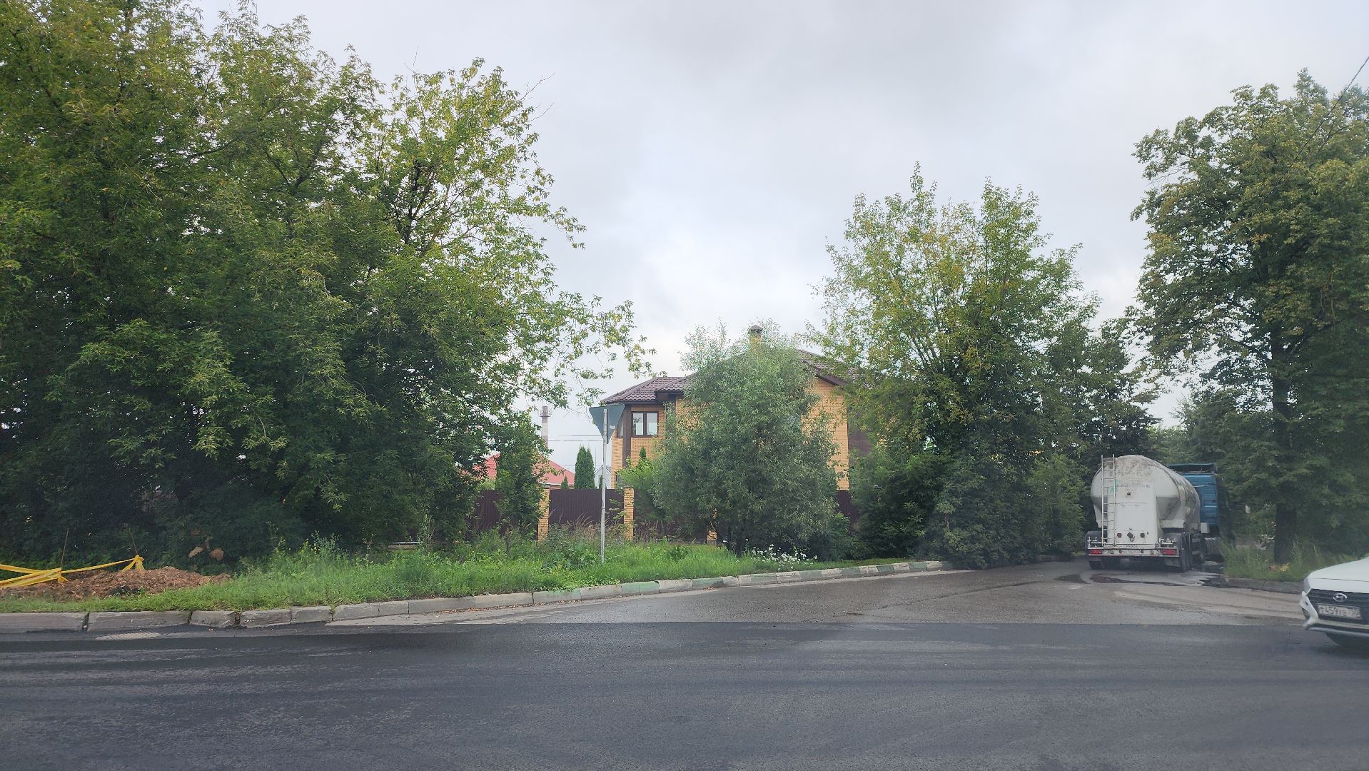 серпухов, подмосковье, улица весенняя, новый асфальт,