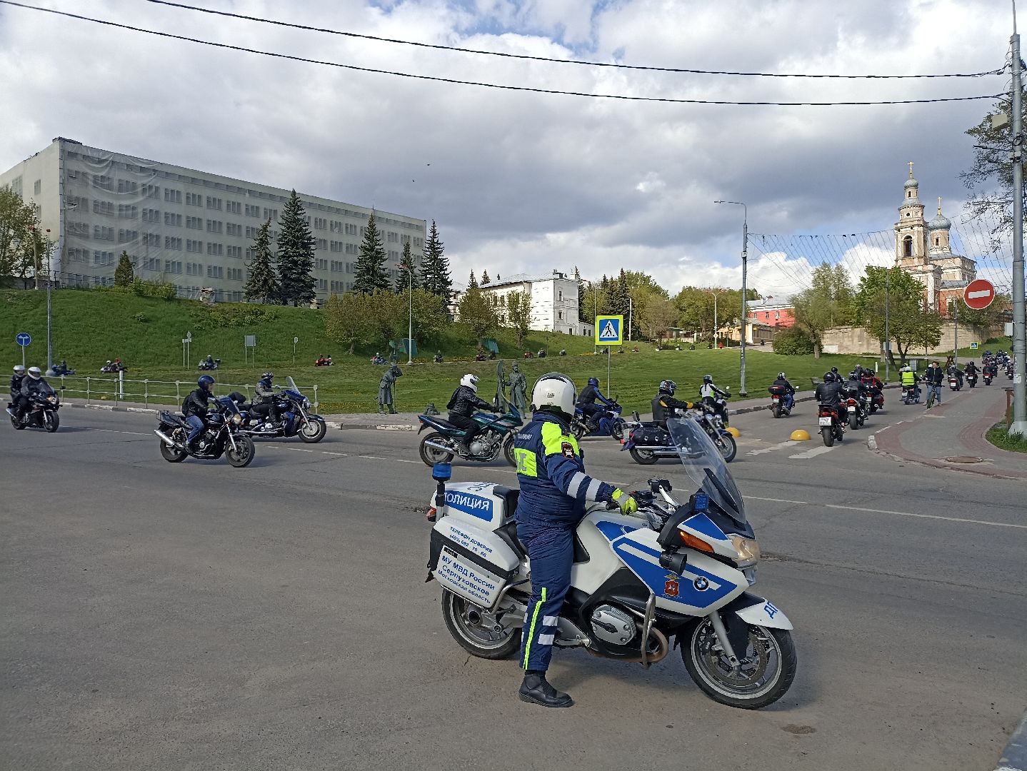 Серпухов, Подмосковье, мотоциклы, байкеры, открытие сезона, подросток