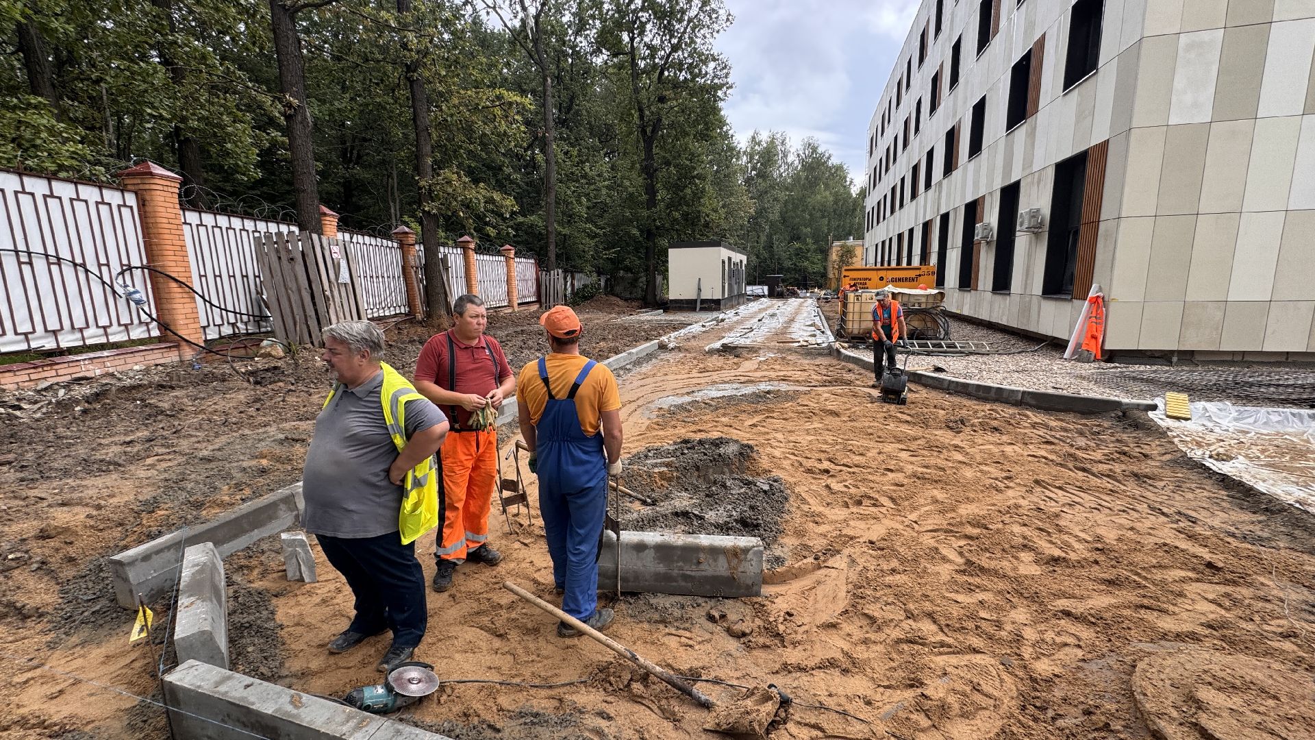 Новое общежитие МГИМО, строительство в одинцово, Студенты МГИМО,