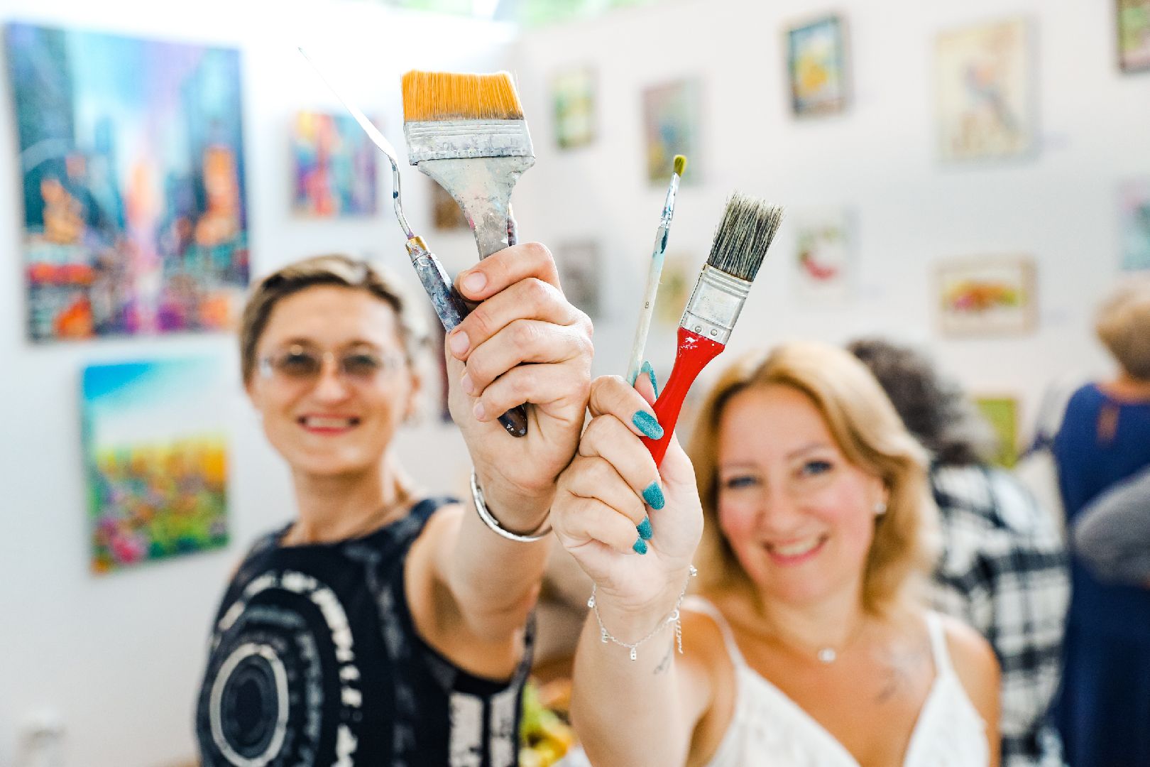 выставка, картины, художники,