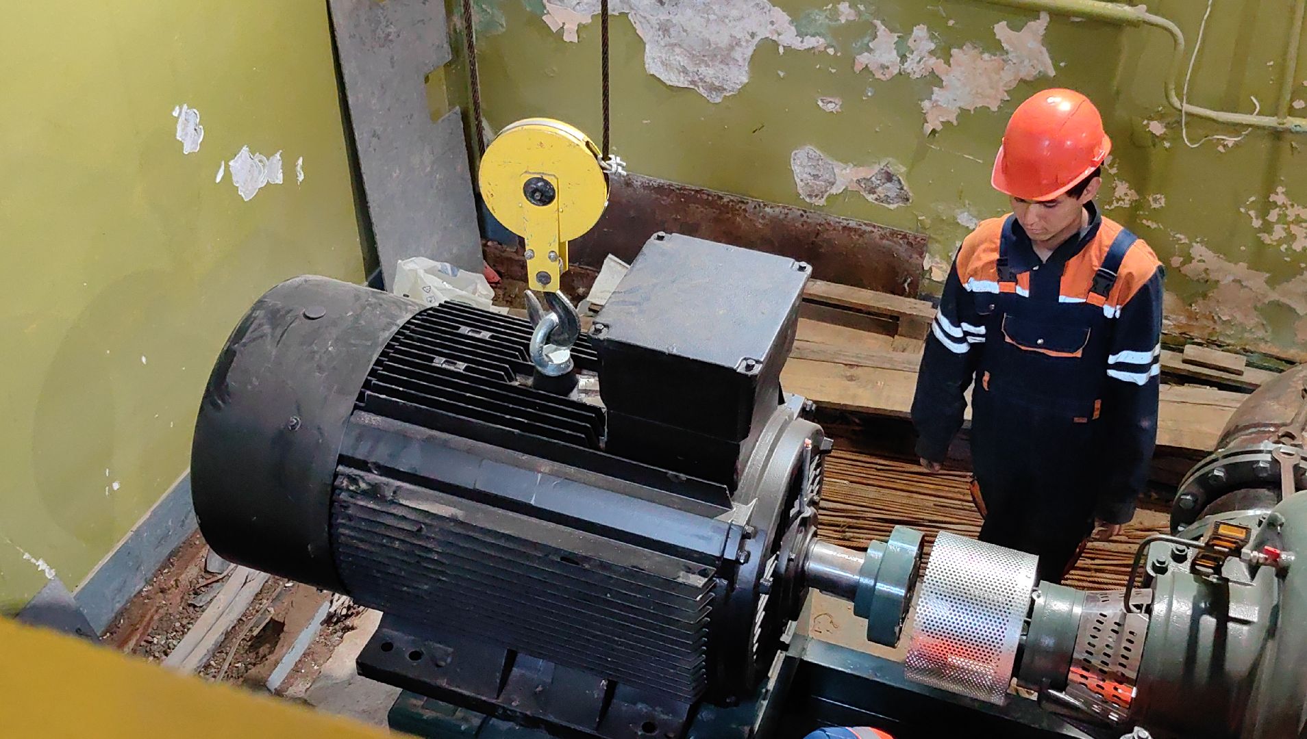 насос, станция, реконструкция , трубопровод, сварщик, коллектор,