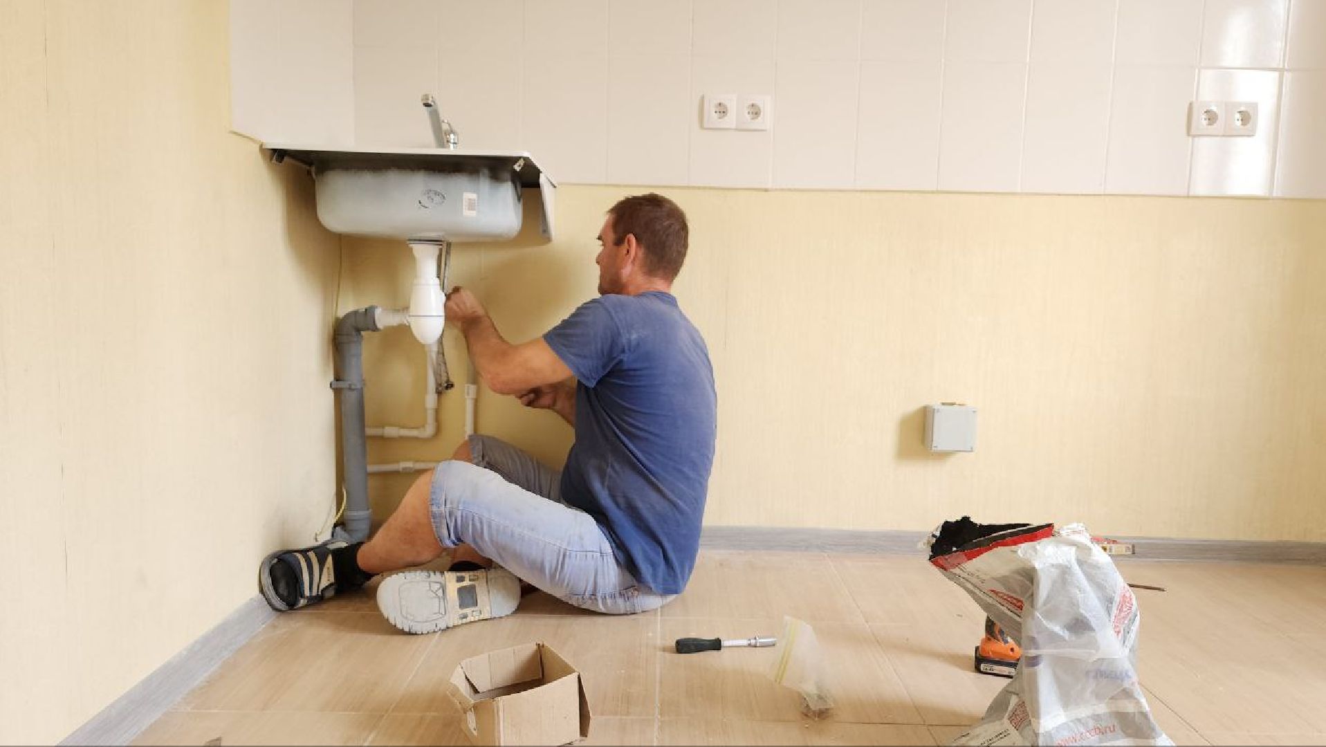 Дмитров, Переселенцы из аварийного жилья, Минстрой,