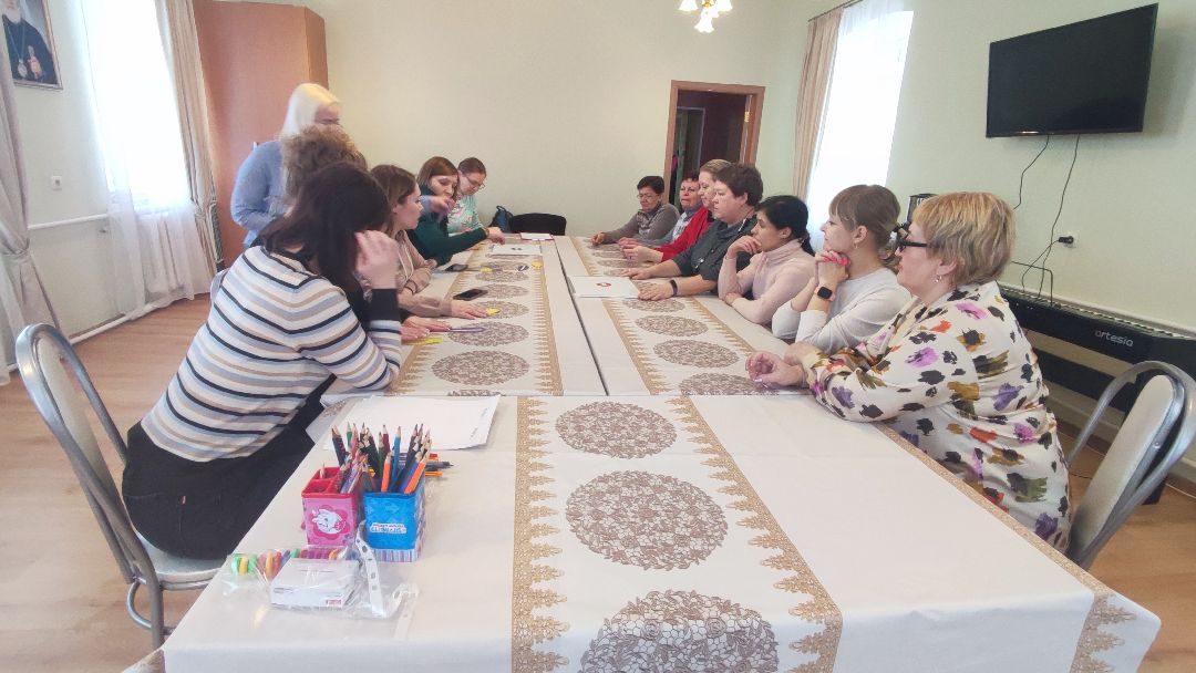 Кашира, общество