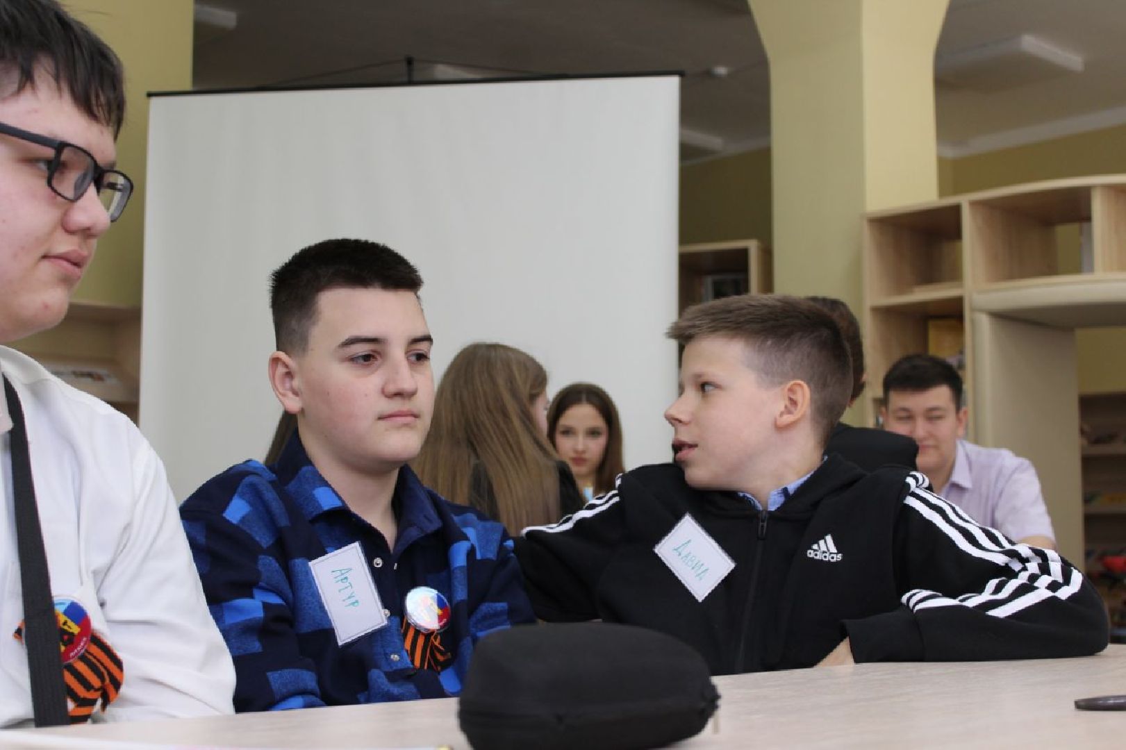 Луганск, День победы, Чехов, дети, школа, Подмосковье