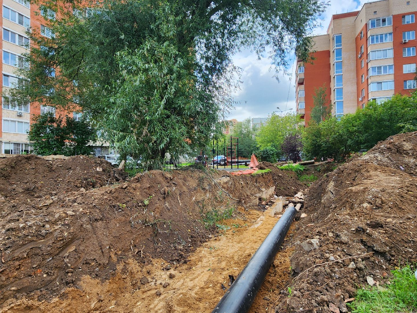 чехов, вишневый бульвар, капремонт теплотрассы, замена труб отопления и ГВС, подготовка к отопительному сезону, уникальная изоляция труб, госпрограмма московской области, развитие инженерной инфраструктуры,губернатор подмосковья,