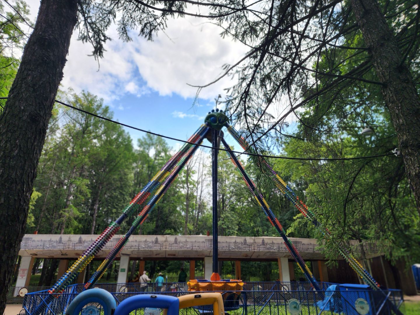 королёв, центральный городской парк , парк аттракционов в королеве, нло,