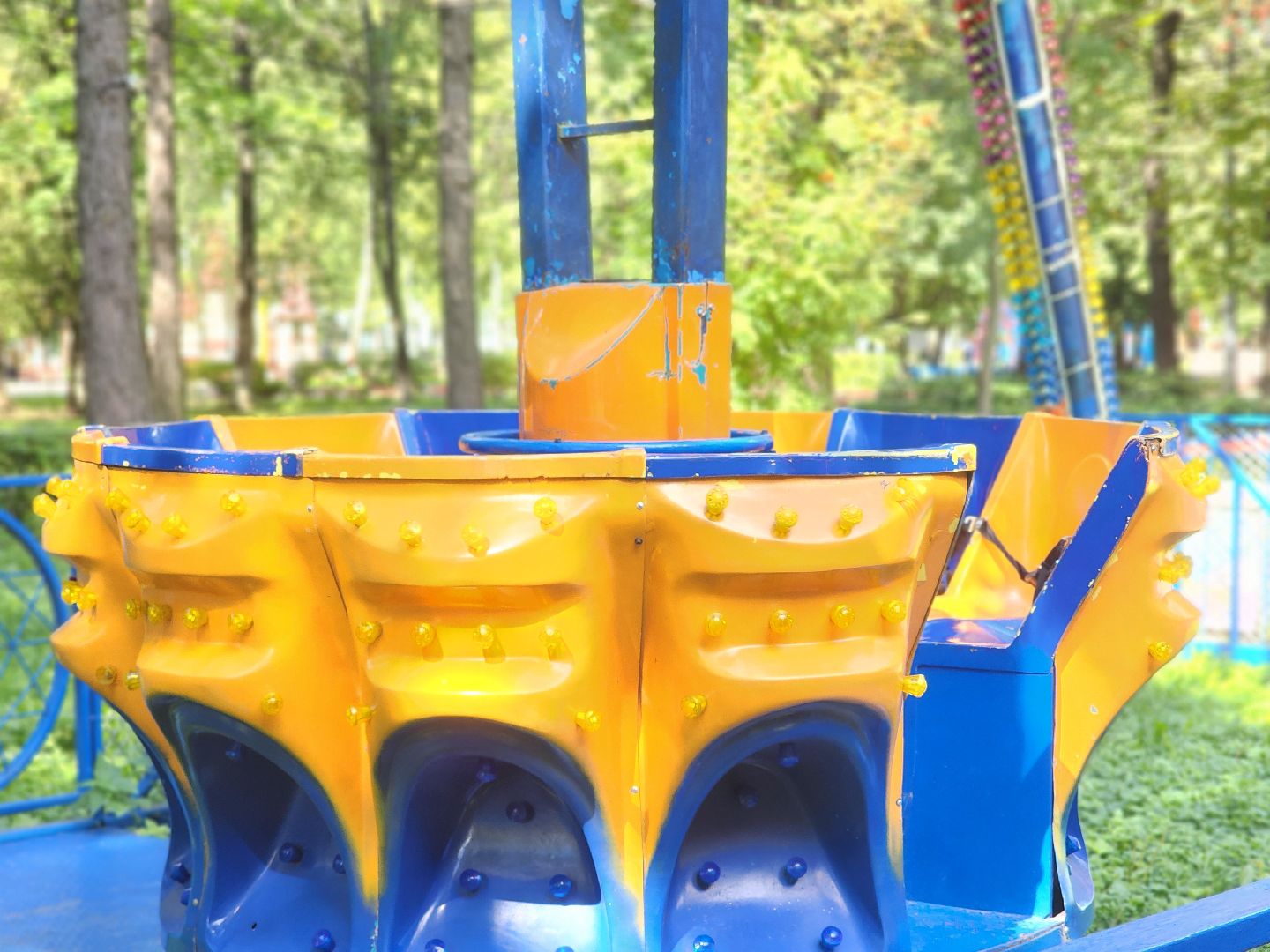 королёв, центральный городской парк , парк аттракционов в королеве, нло,