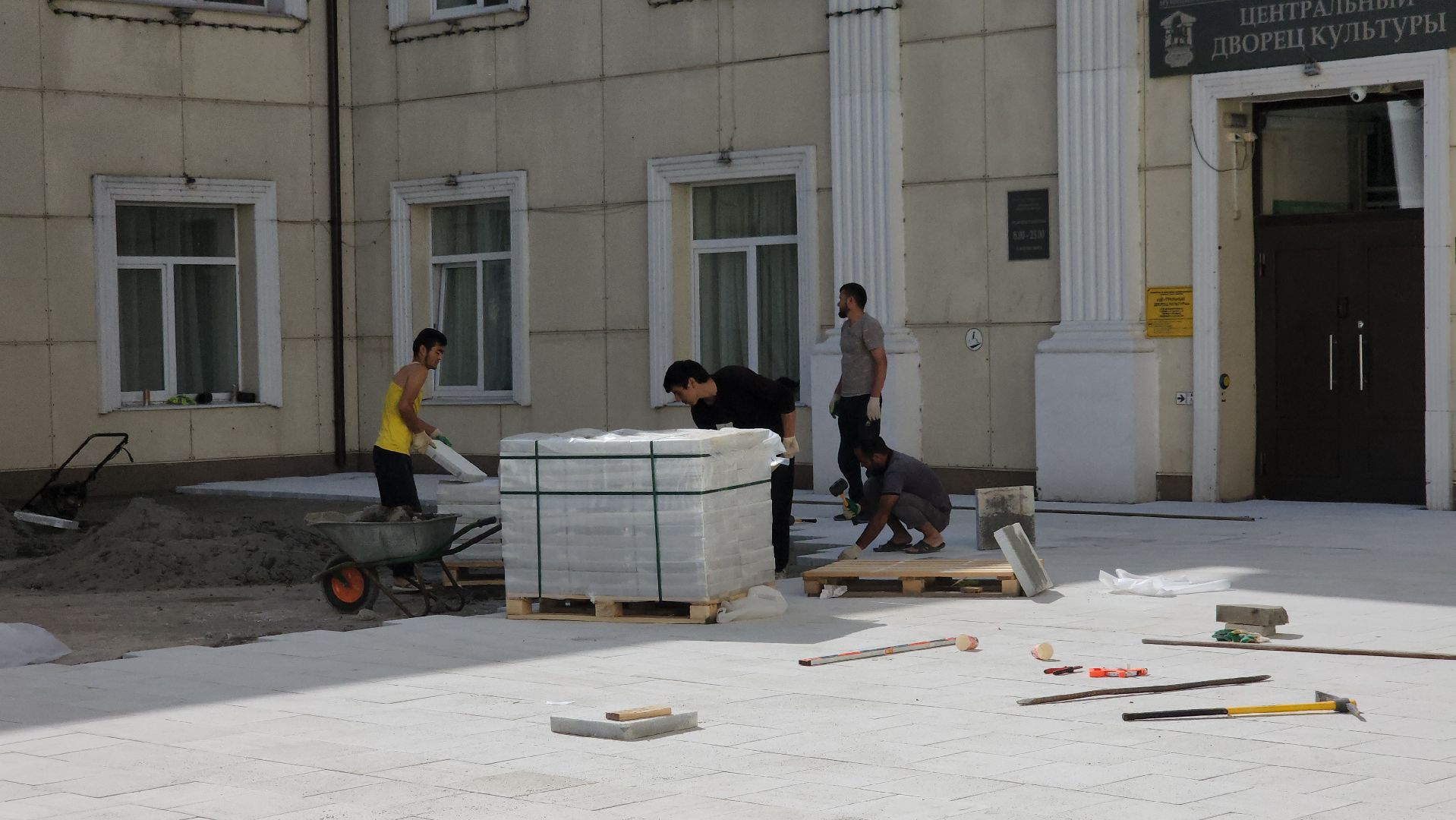 щёлково, Обновление крыльца, Замена плитки,