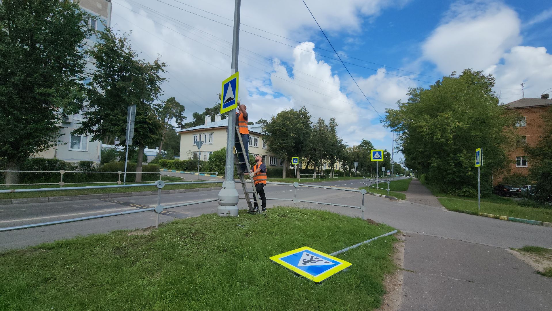 серпухов, подмосковье, установка дорожных знаков, безопасность,