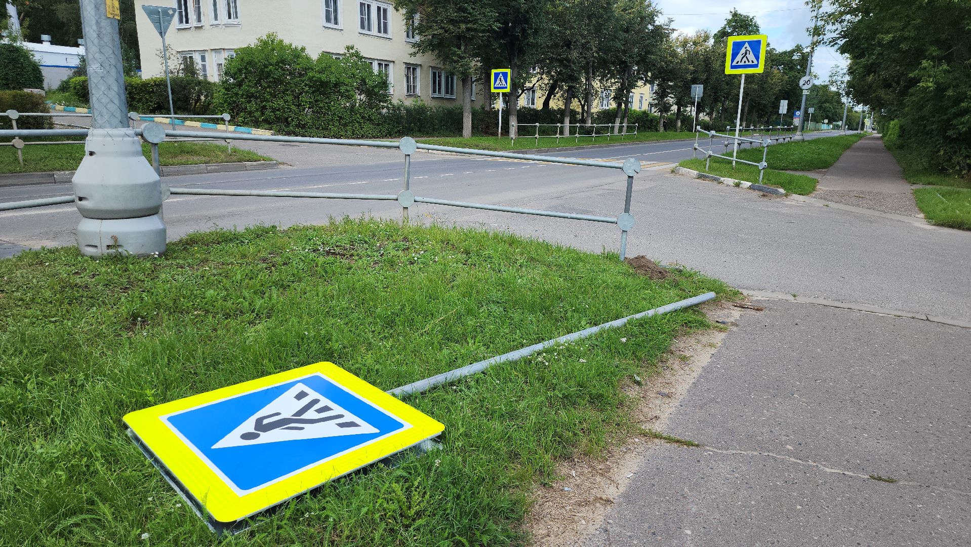 серпухов, подмосковье, установка дорожных знаков, безопасность,