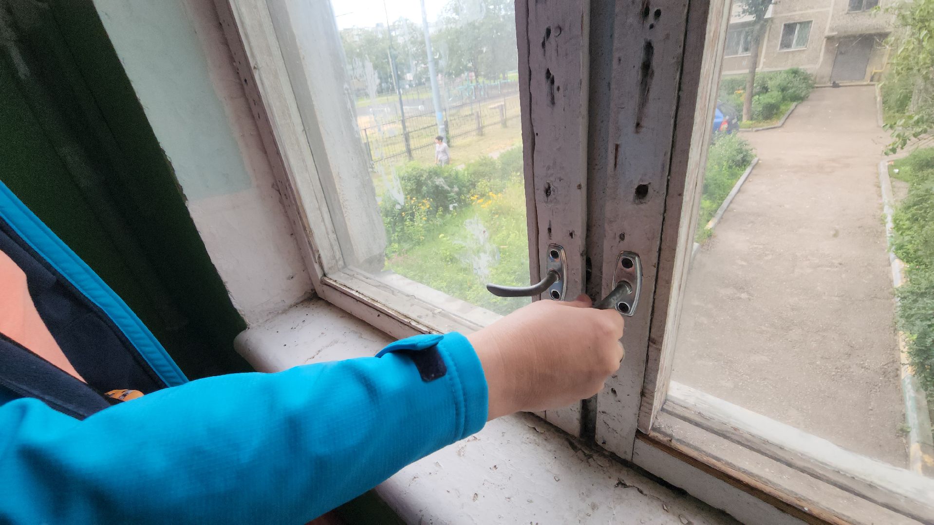 серпухов, улица космонавтов, ук занарье-жкх, выездная администрация, школа 16,