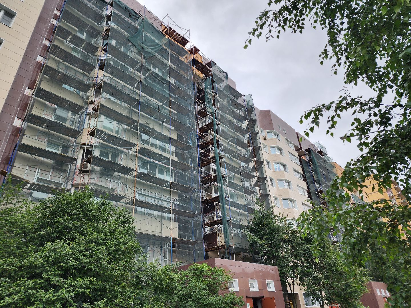 солнечногорск, жители , ремонт , дом, фасад,