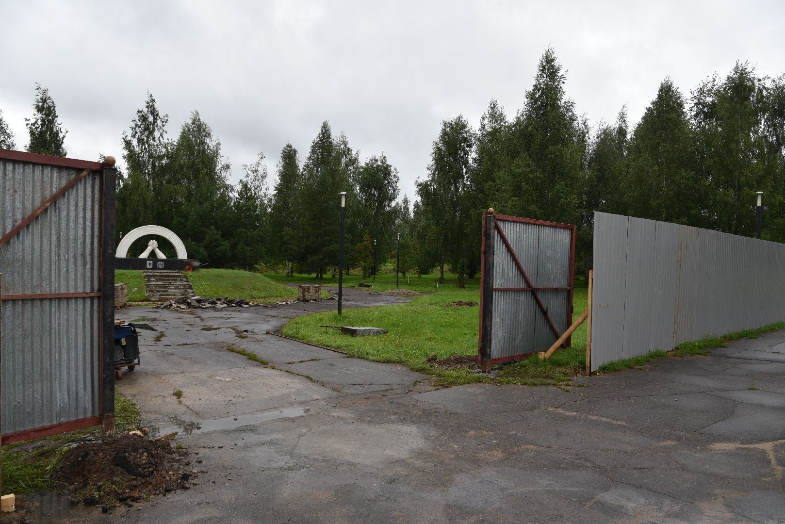 лотошино, стела населенный пункт воинской доблести, благоустройство,