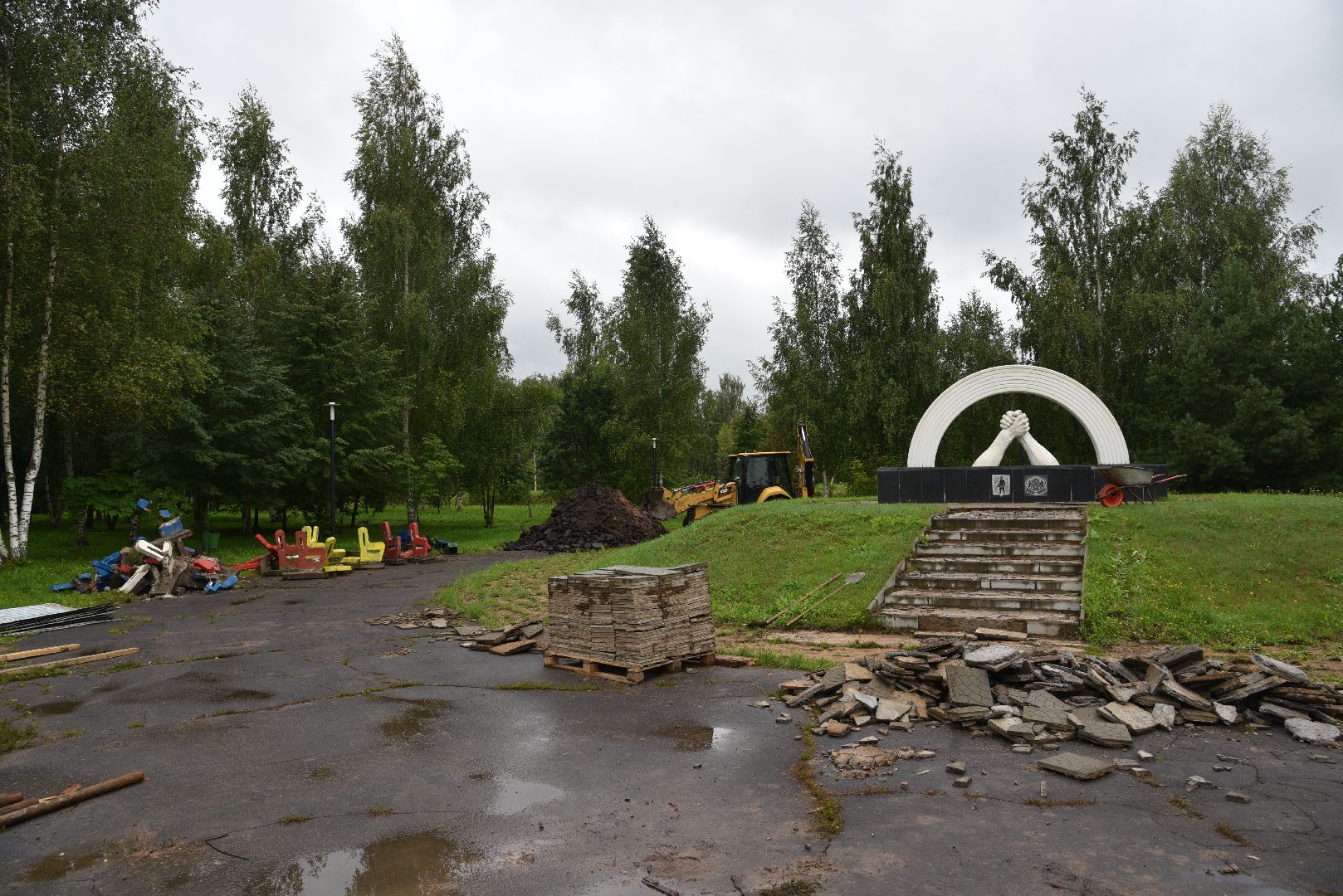 лотошино, стела населенный пункт воинской доблести, благоустройство,