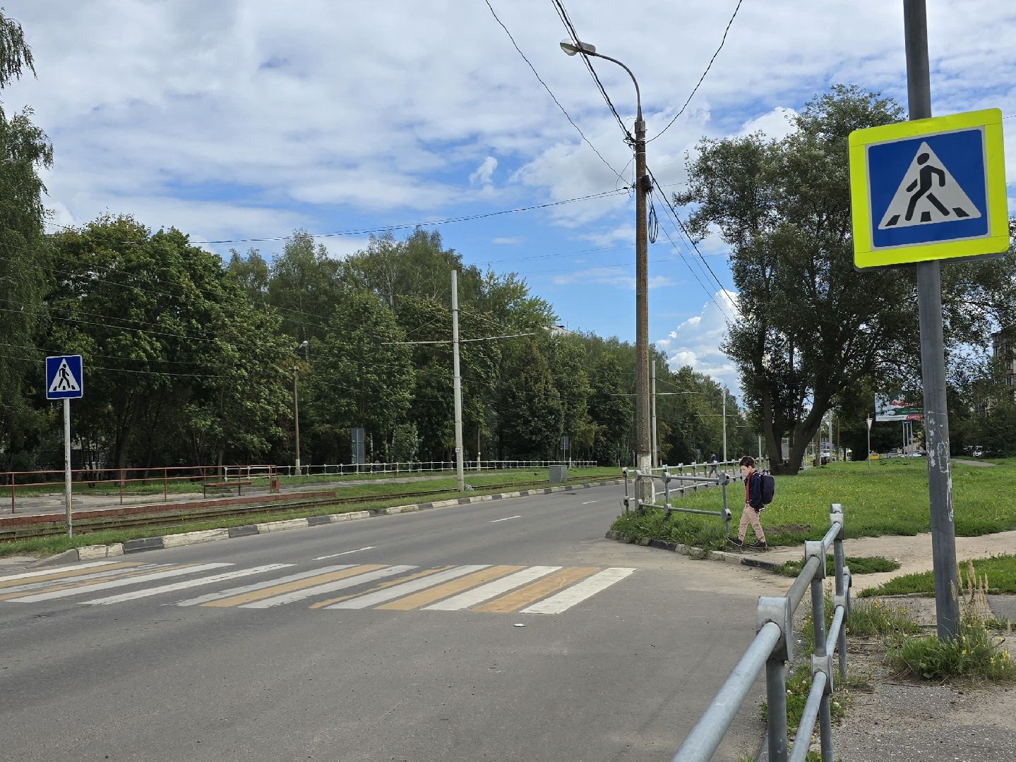 Коломна,пешеходный переход, макеты школьников, подготовка к 1 сентября,