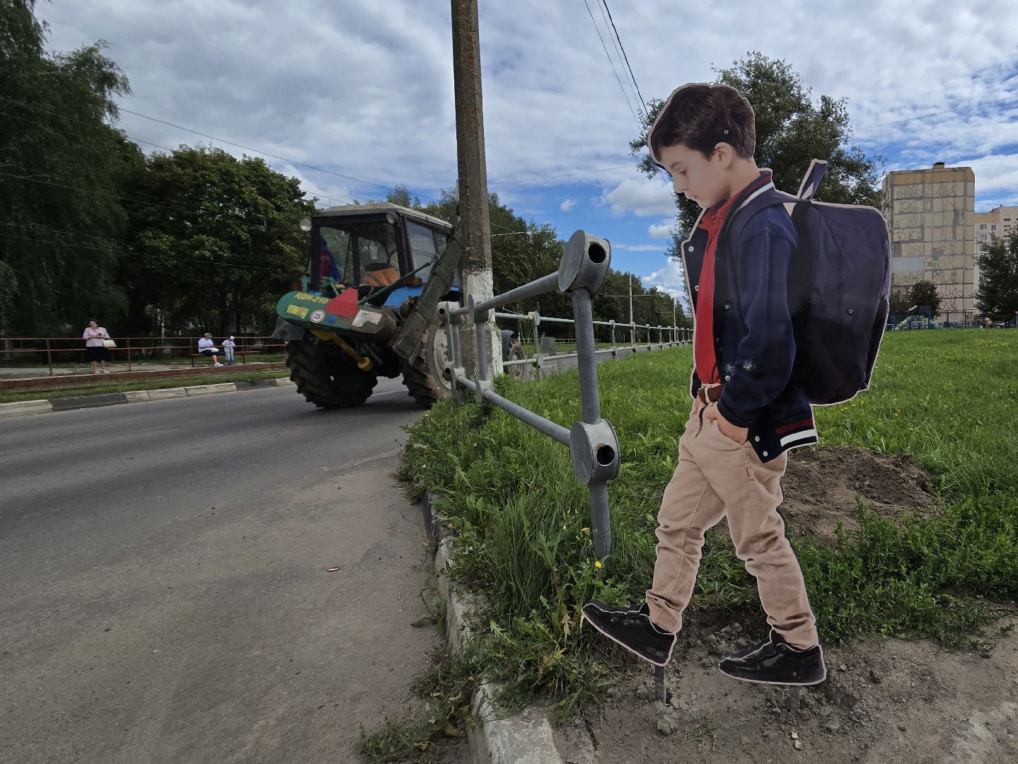 Коломна,пешеходный переход, макеты школьников, подготовка к 1 сентября,