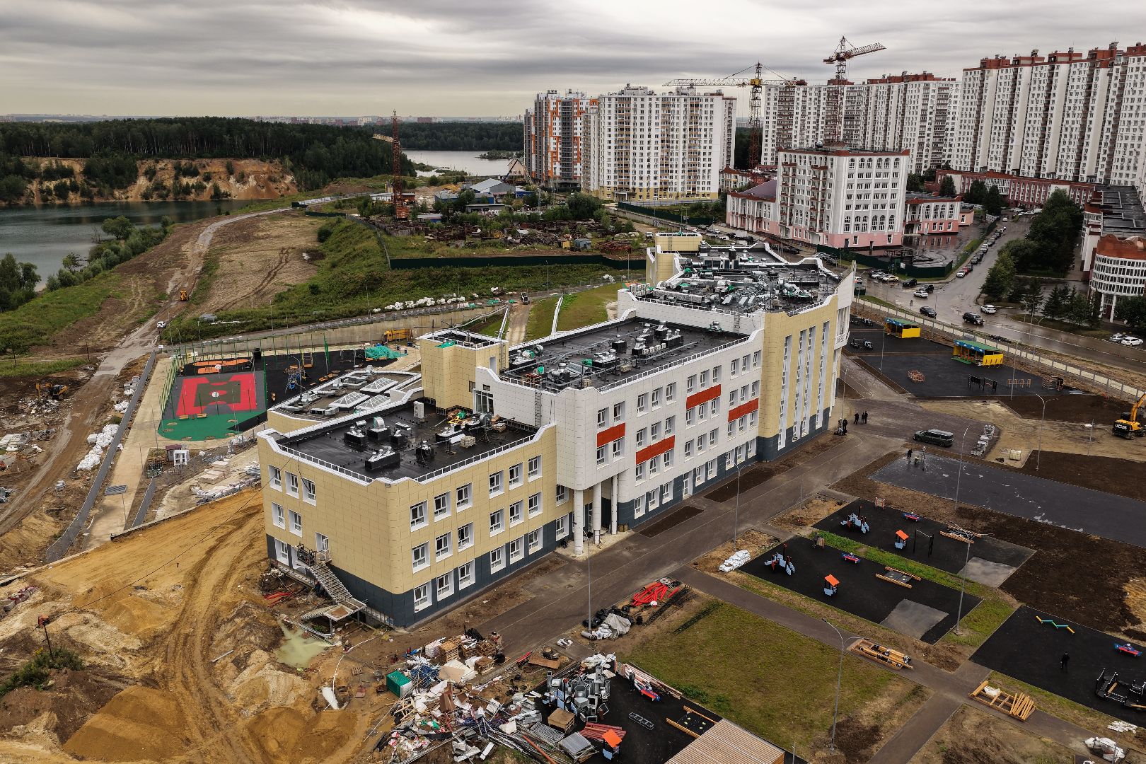 видео с коптера, гимназия 5 дзержинский, образование в люберцах,