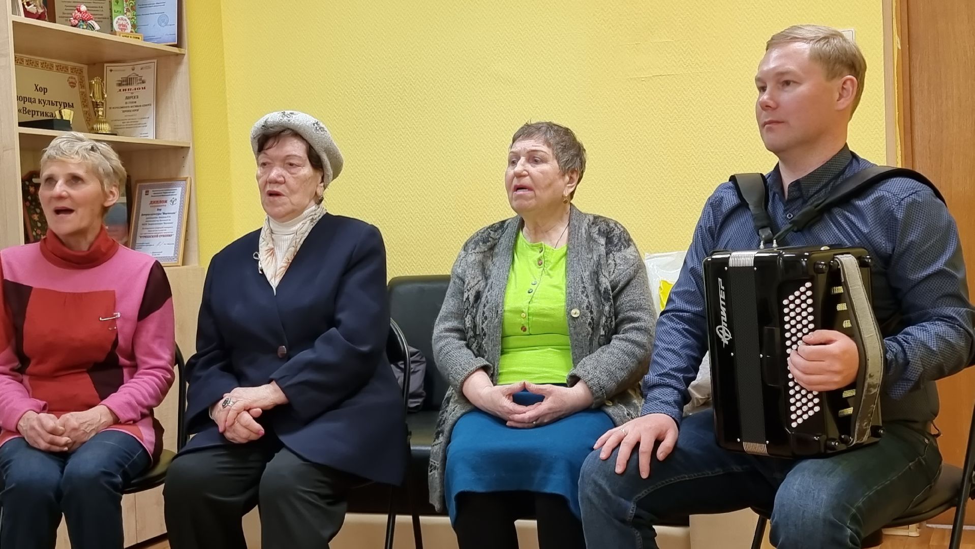 День Победы, хор, Дзержинский