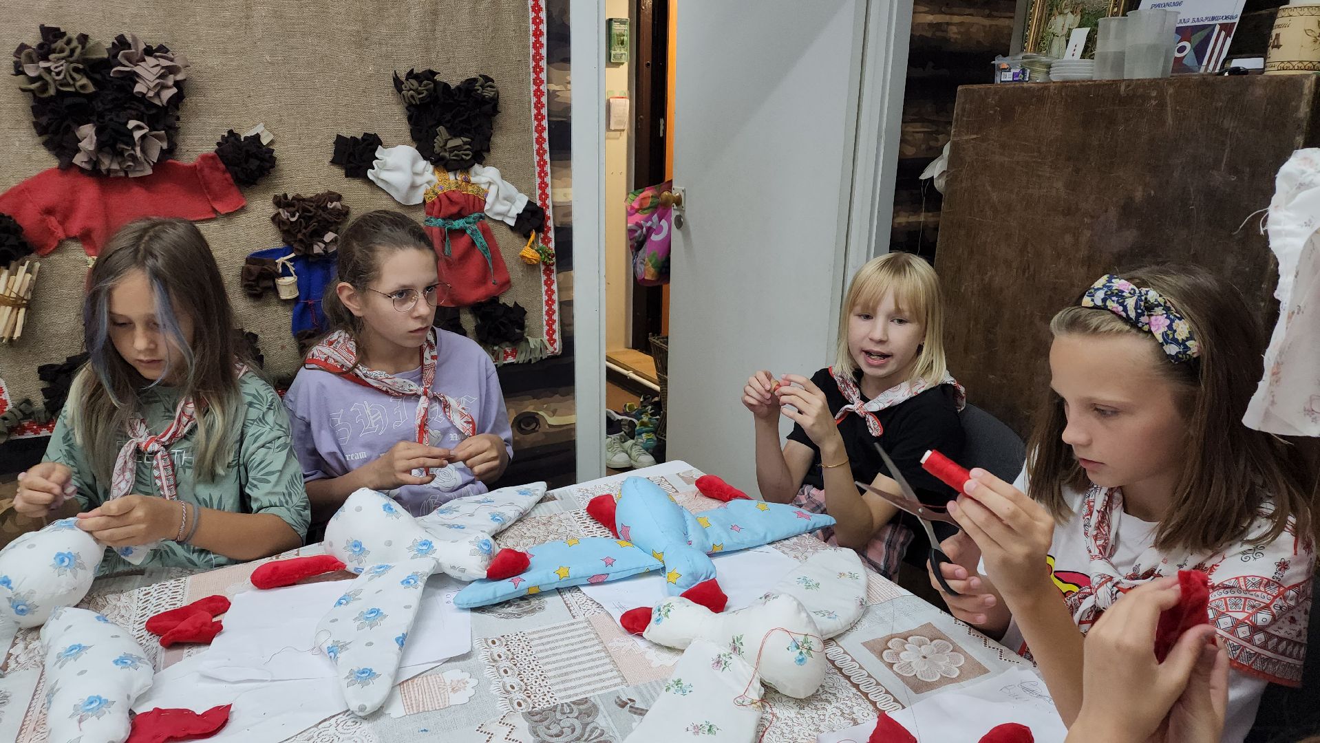 вертикалки, ашукино, пушкинский, детский лагерь, национальные проекты, дом культуры, традиции, предки, рукоделие, старинные вещи,русские традиции,дети на каникулах,