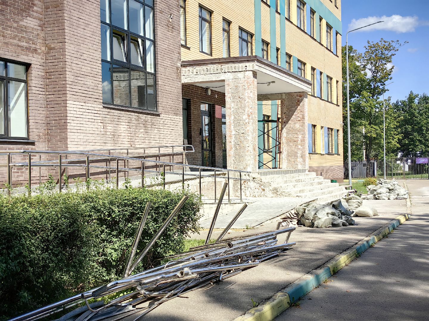 вход, школа, ремонт, ступени, плитка,