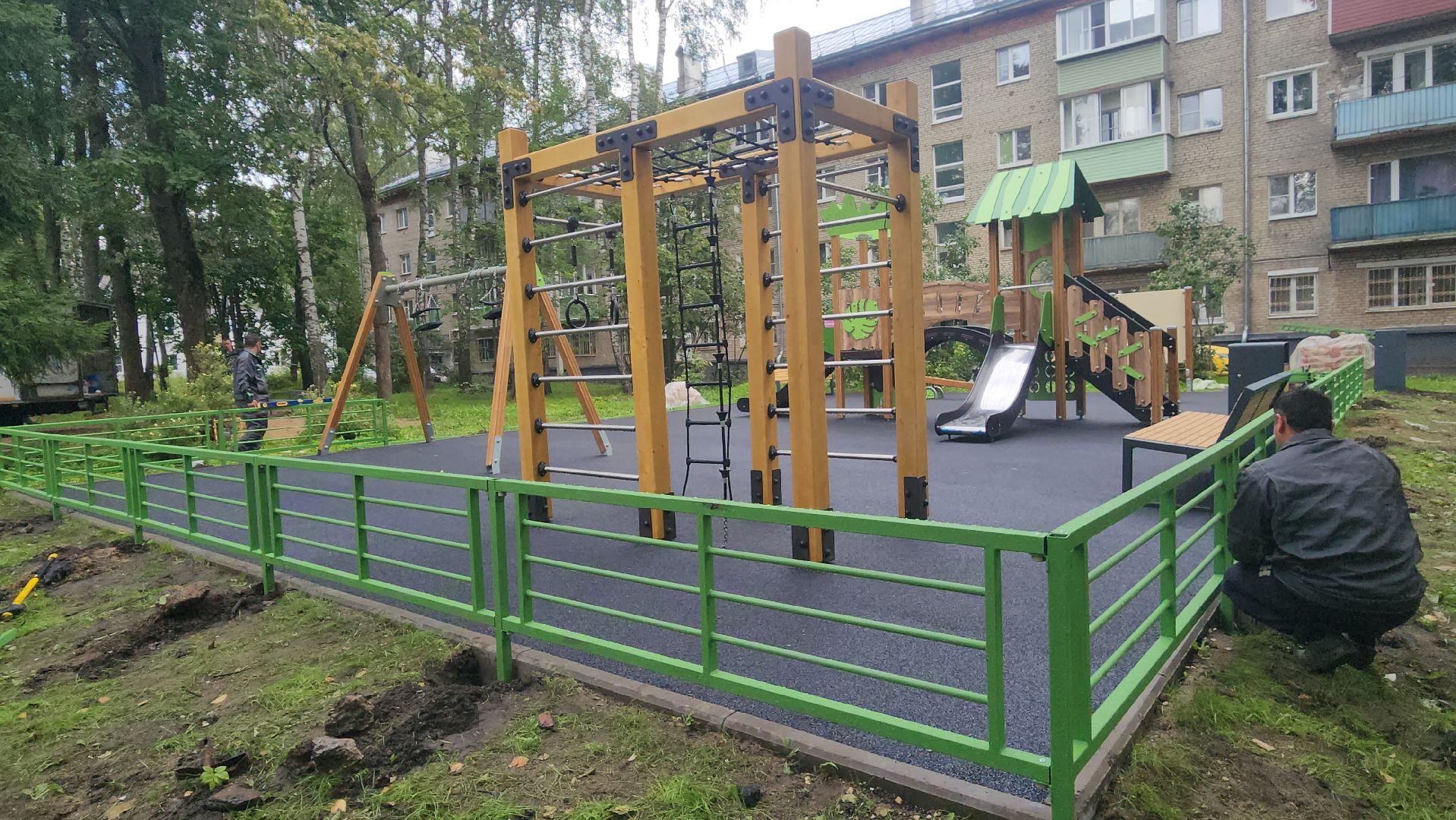 вертикалки, правдинский, пушкинский, детская площадка, монтаж площадки, дети,резиновое покрытие, игровые комплексы, качели, горка,