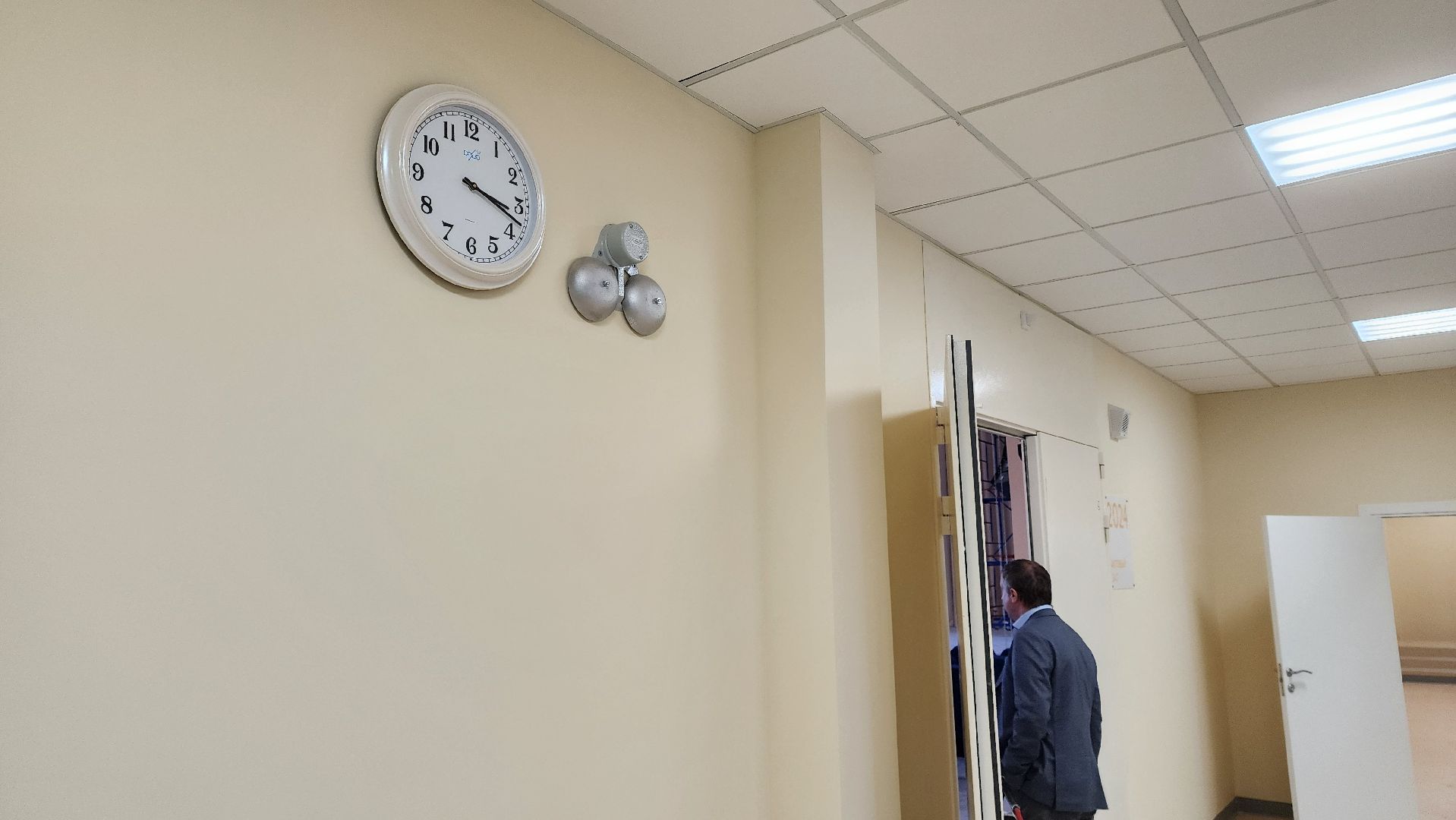 Зарайск, Горячая линия в новой школе Зарайска, Новая школа, Образование, Волнующие вопросы,