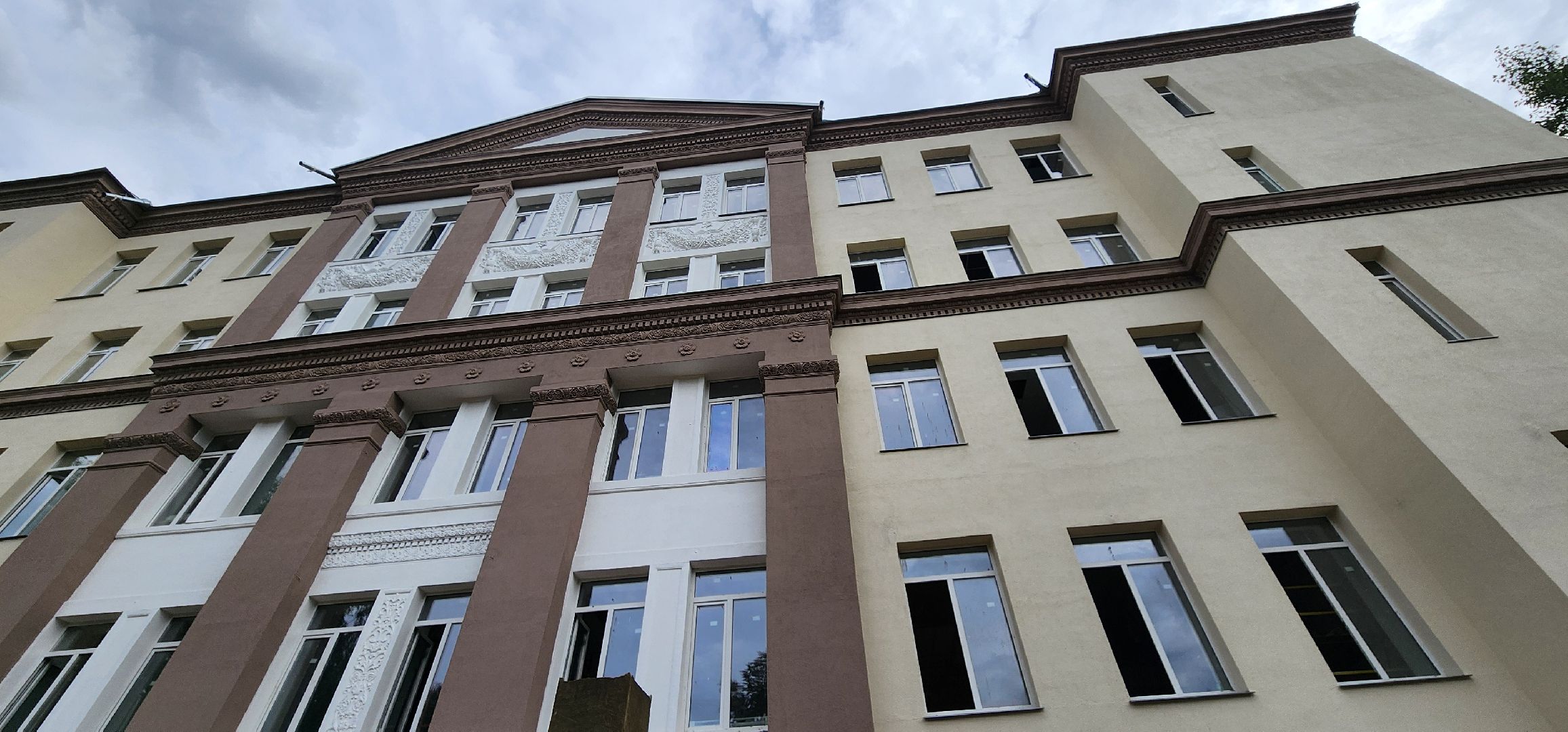 Химки, Строительство, школы, образование,