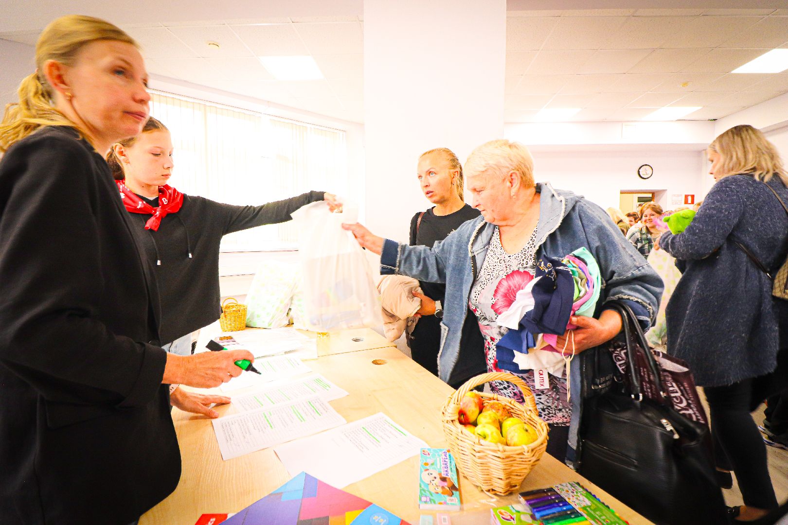 клин, общество, волонтеры, подмосковье, соберем ребенка в школу, акции,