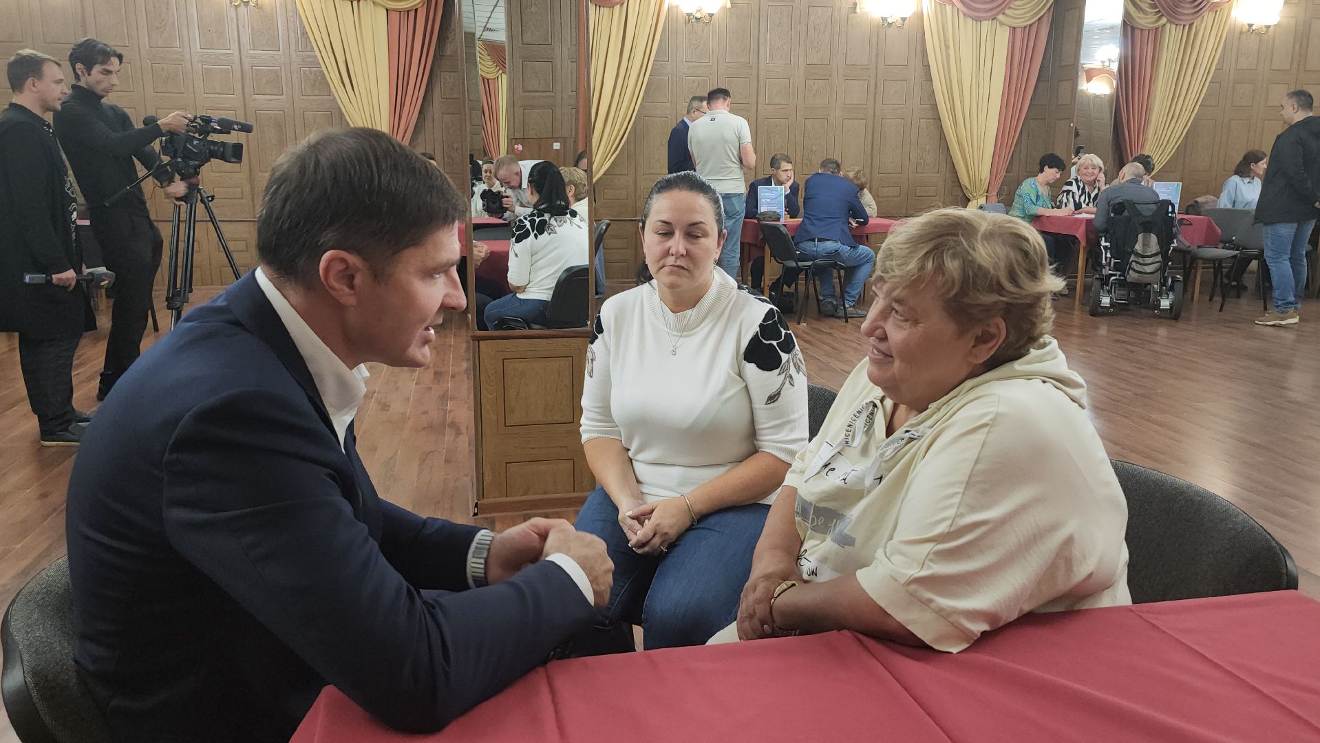 люберцы, выездная администиация, глава городского округа люберцы владимир волков, участники сво,