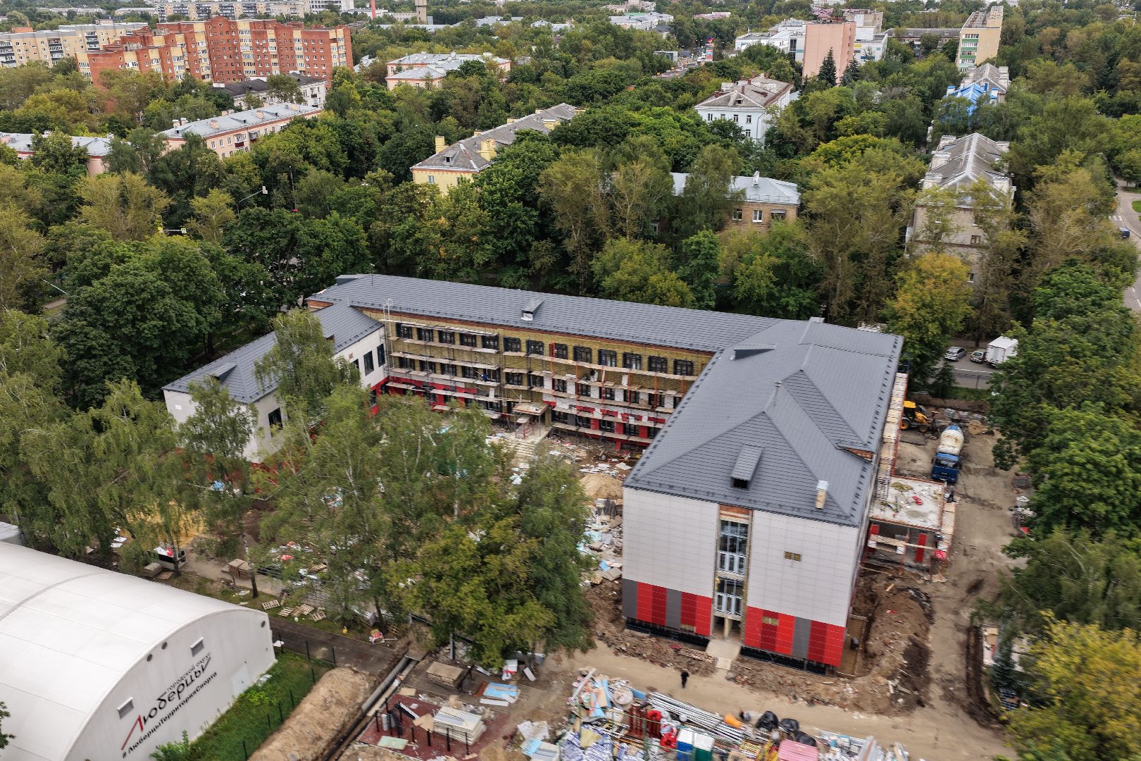 видео с коптера, гимназия 5,