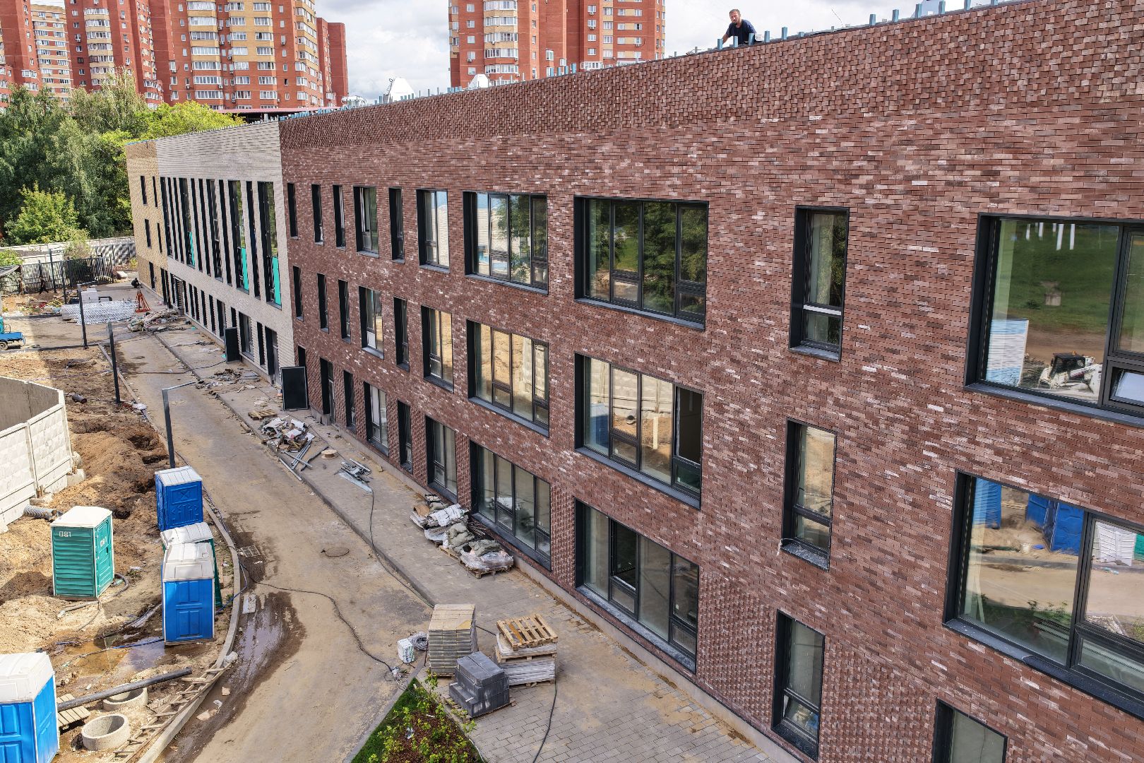 видео с коптера, новая школа в жулебино парк, новая школа в люберцах,