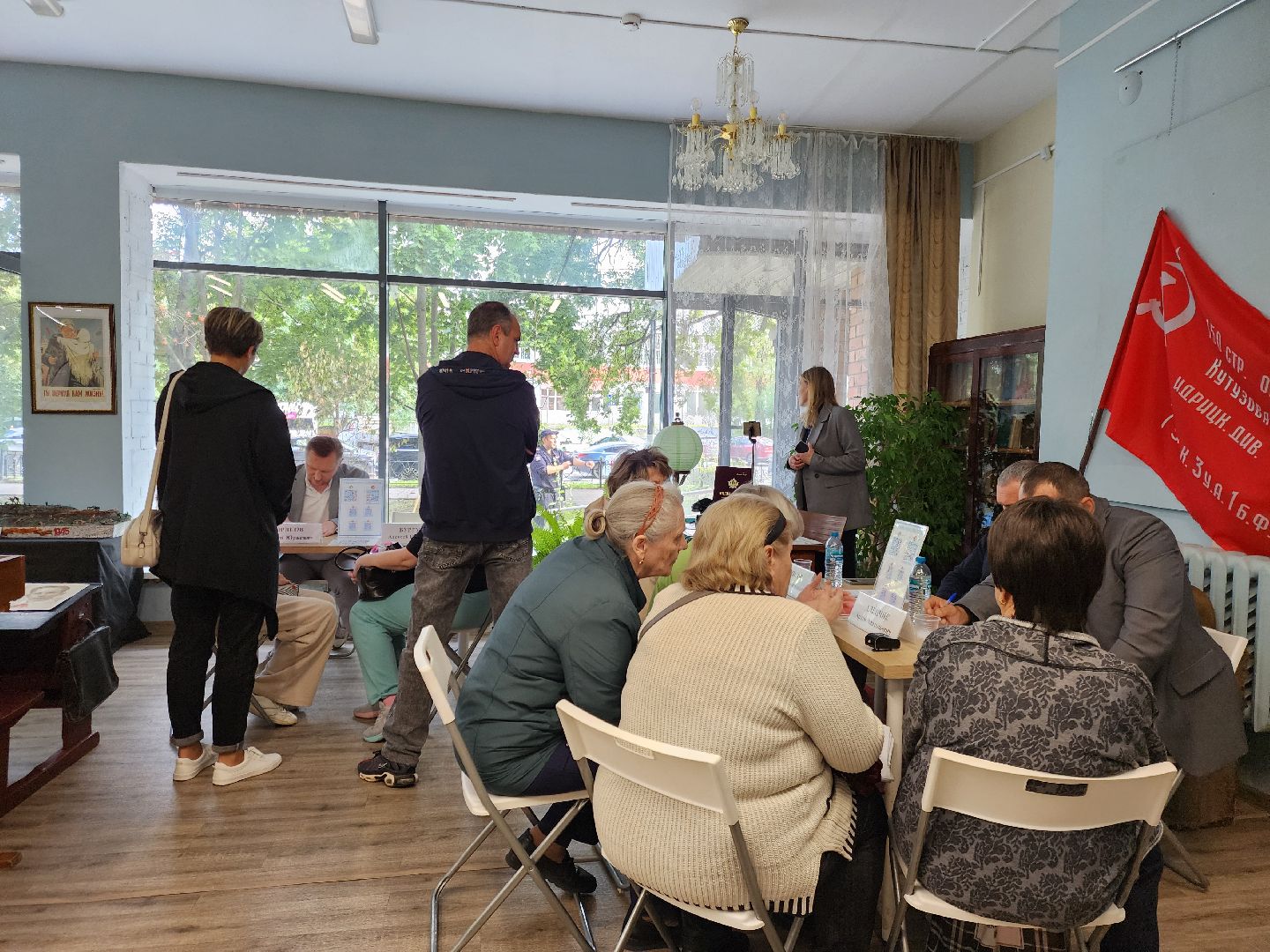 электросталь, жители, жкх, ремонт крыши, выездная администрация, власть,