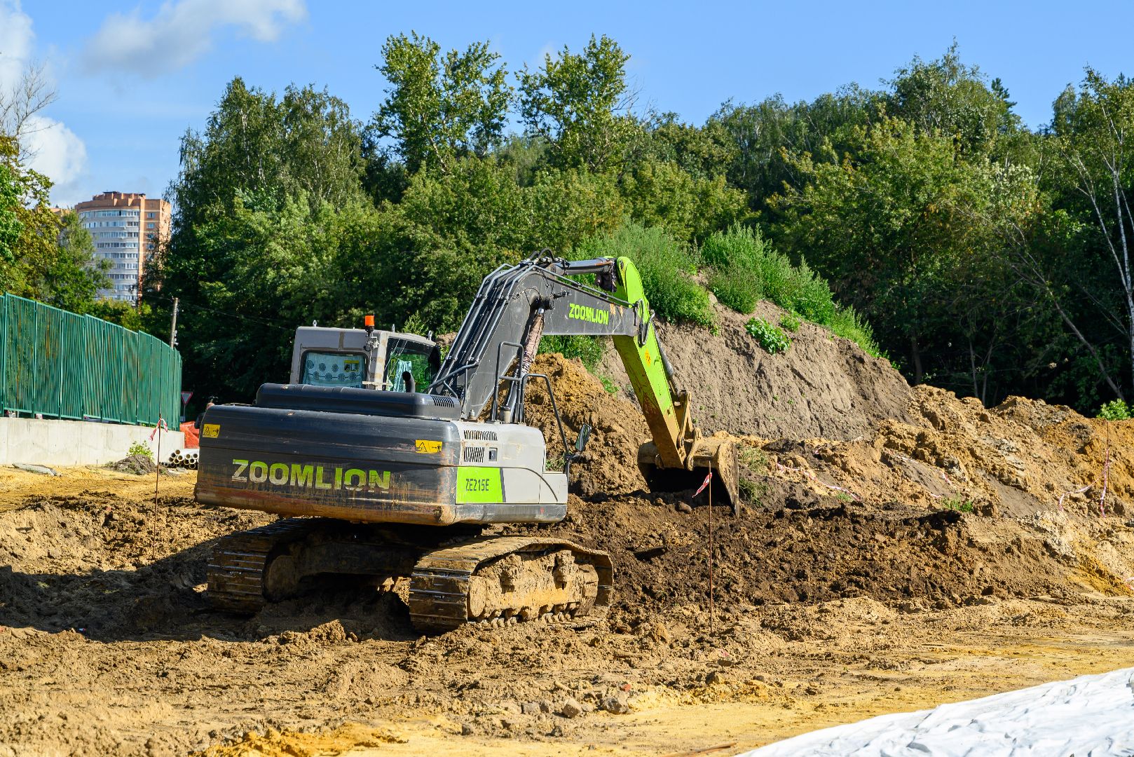 спорт, стадион полет, лыткарино, грейдирование гравия, футбол, футбольное поле,