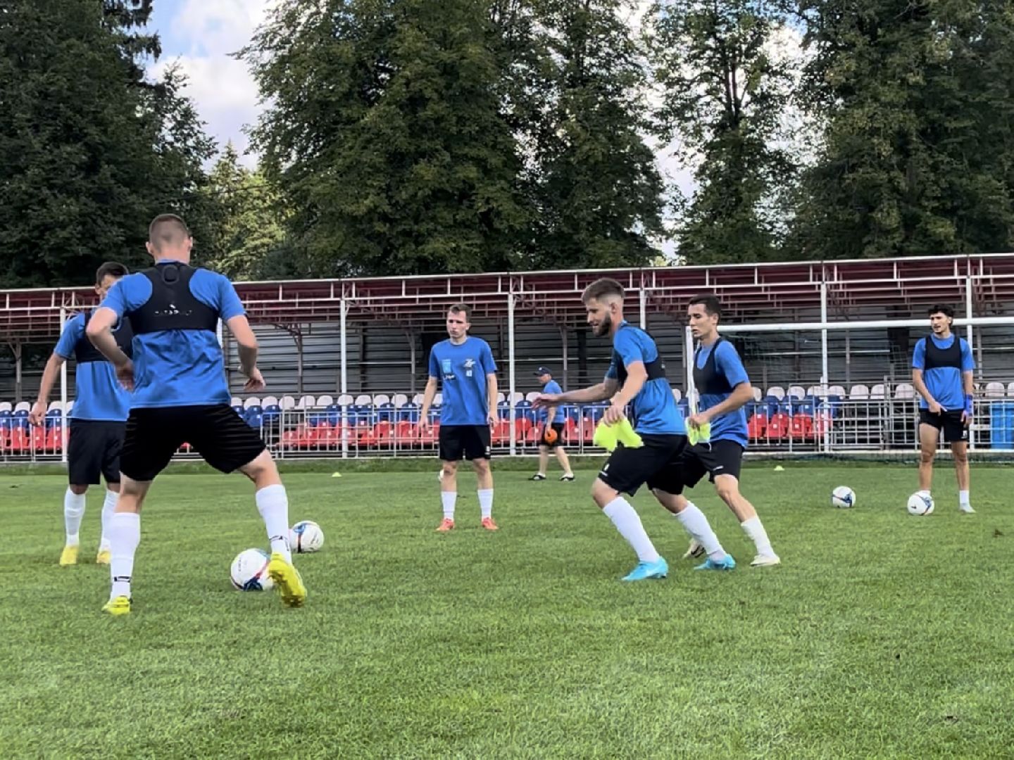 раменское, леон сатурн, сатурн в кратово, футбол,  раменский сатурн,