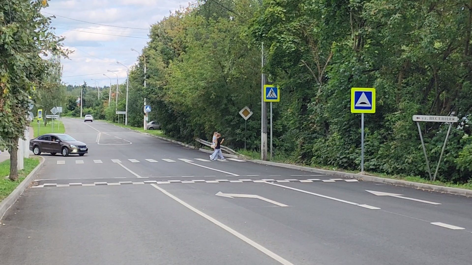 чехов, улица весенняя, дорожный ремонт, капремонт дороги, замена покрытия, расширение парковок, парковочные карманы, дорожные знаки, пешеходные переходы, госпрограмма московской области, развитие дорожного комплекса,