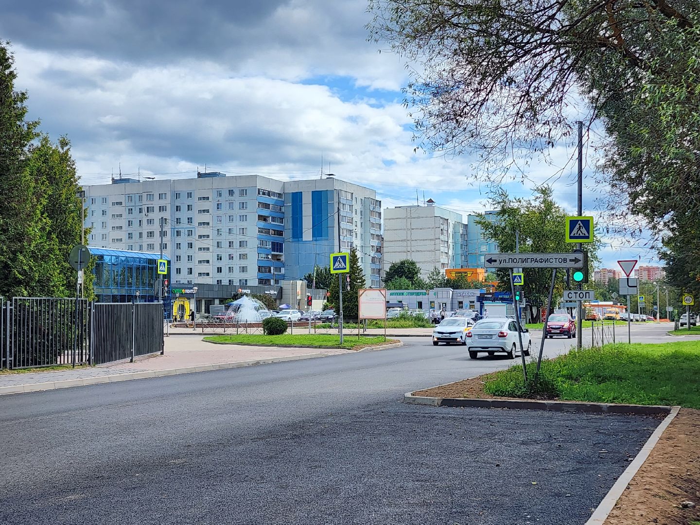 чехов, улица весенняя, дорожный ремонт, капремонт дороги, замена покрытия, расширение парковок, парковочные карманы, дорожные знаки, пешеходные переходы, госпрограмма московской области, развитие дорожного комплекса,