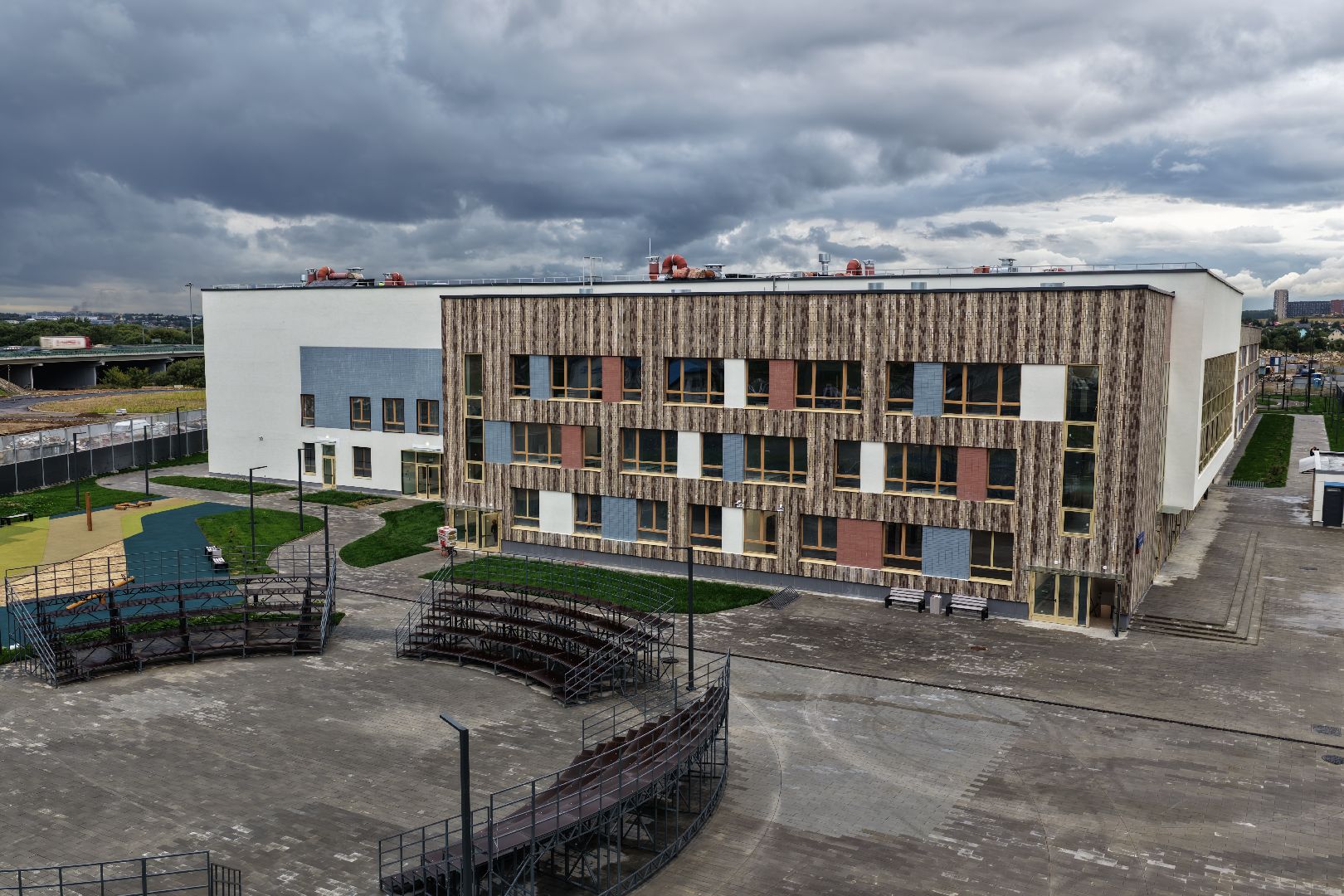 видео с коптера, школа в жк приображенский парк, новая школа домодедово,