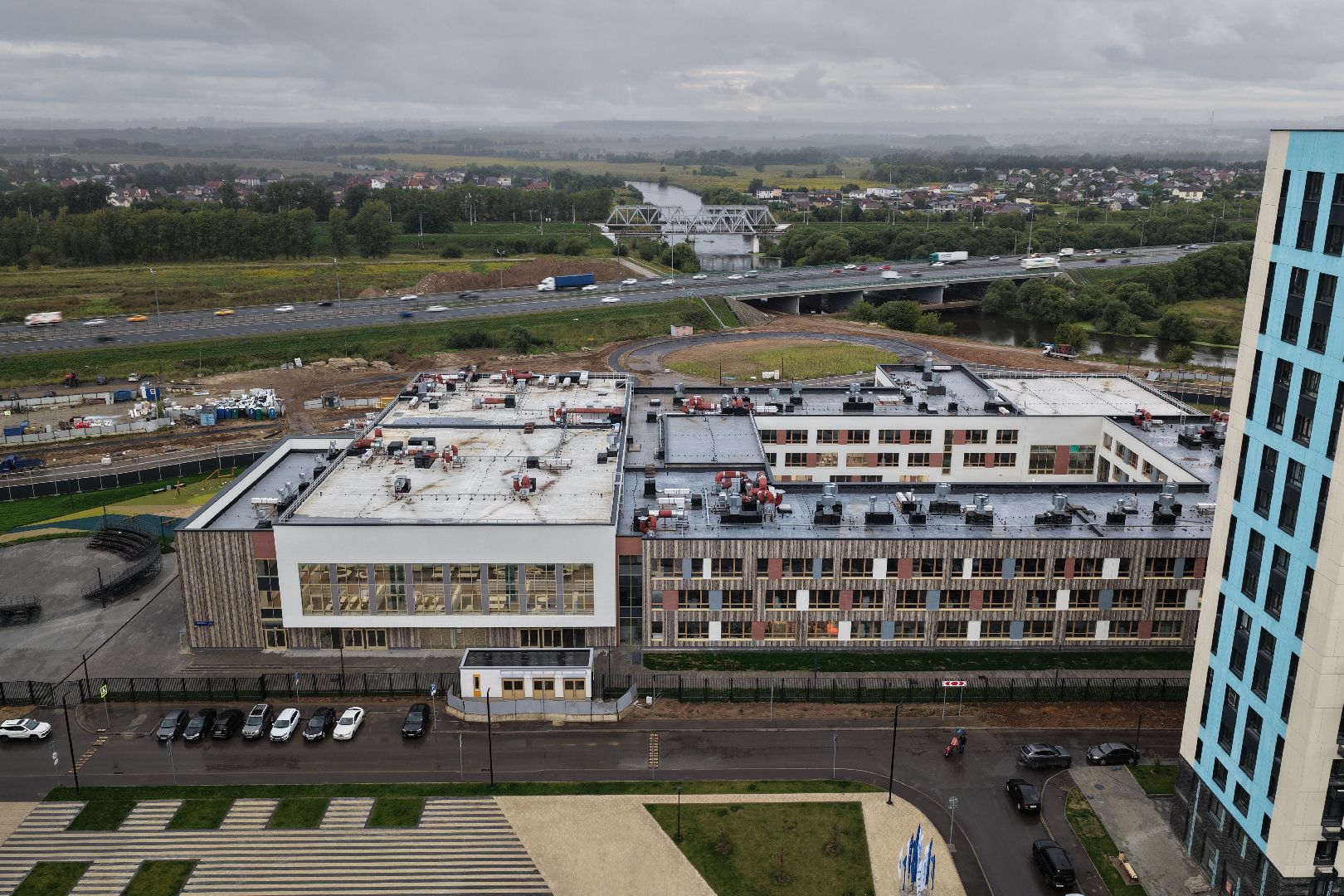 видео с коптера, школа в жк приображенский парк, новая школа домодедово,