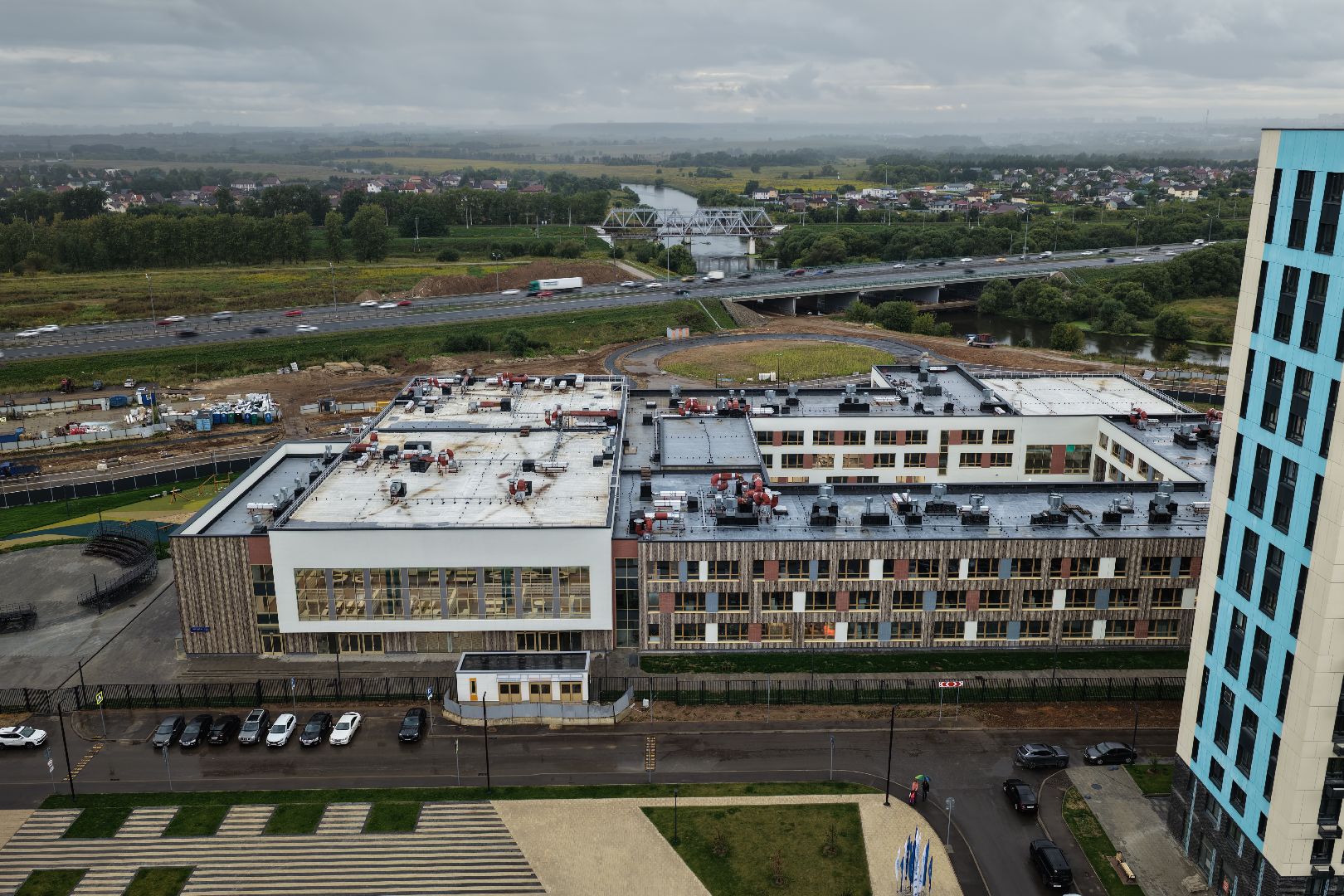 видео с коптера, школа в жк приображенский парк, новая школа домодедово,