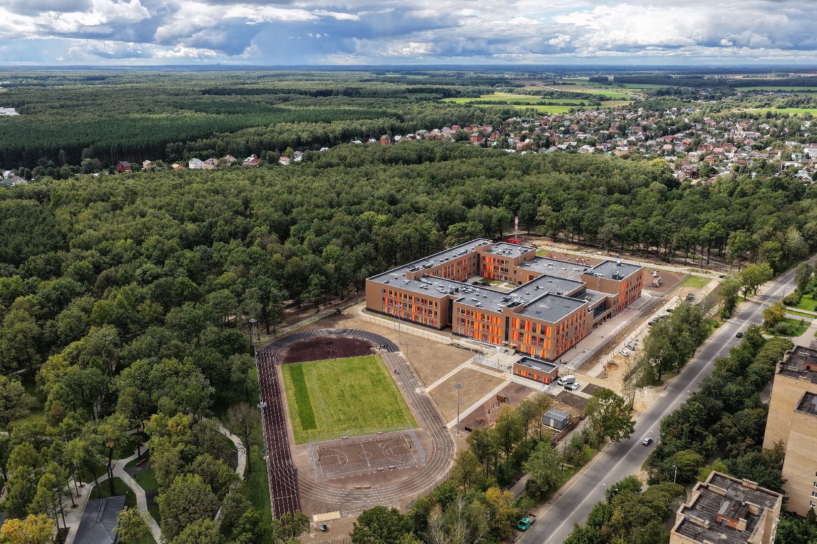 видео с коптера, школа в климовске,
