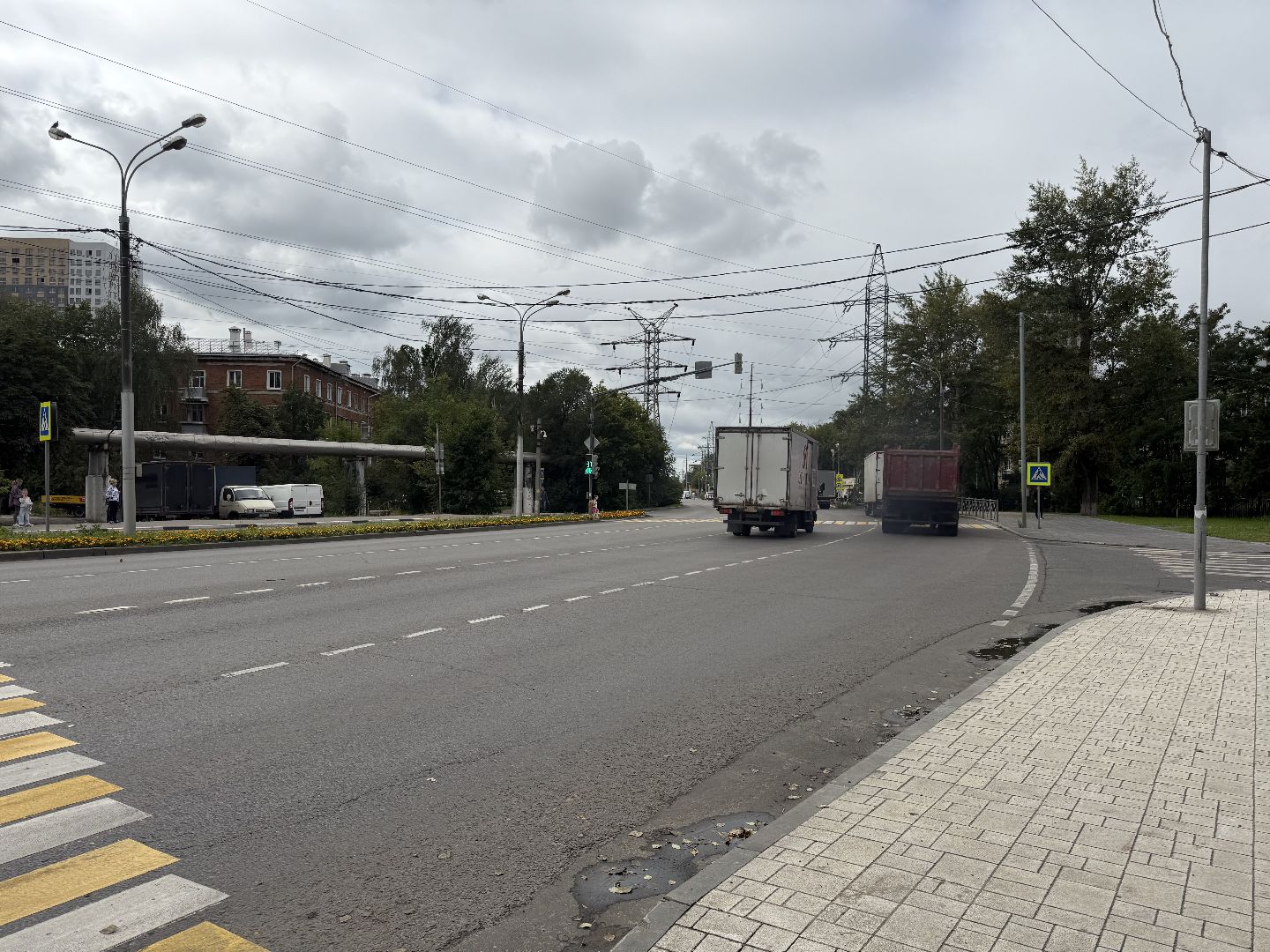 котельники, муляжи детей, пешеходный переход, школьники, 1 сентября,