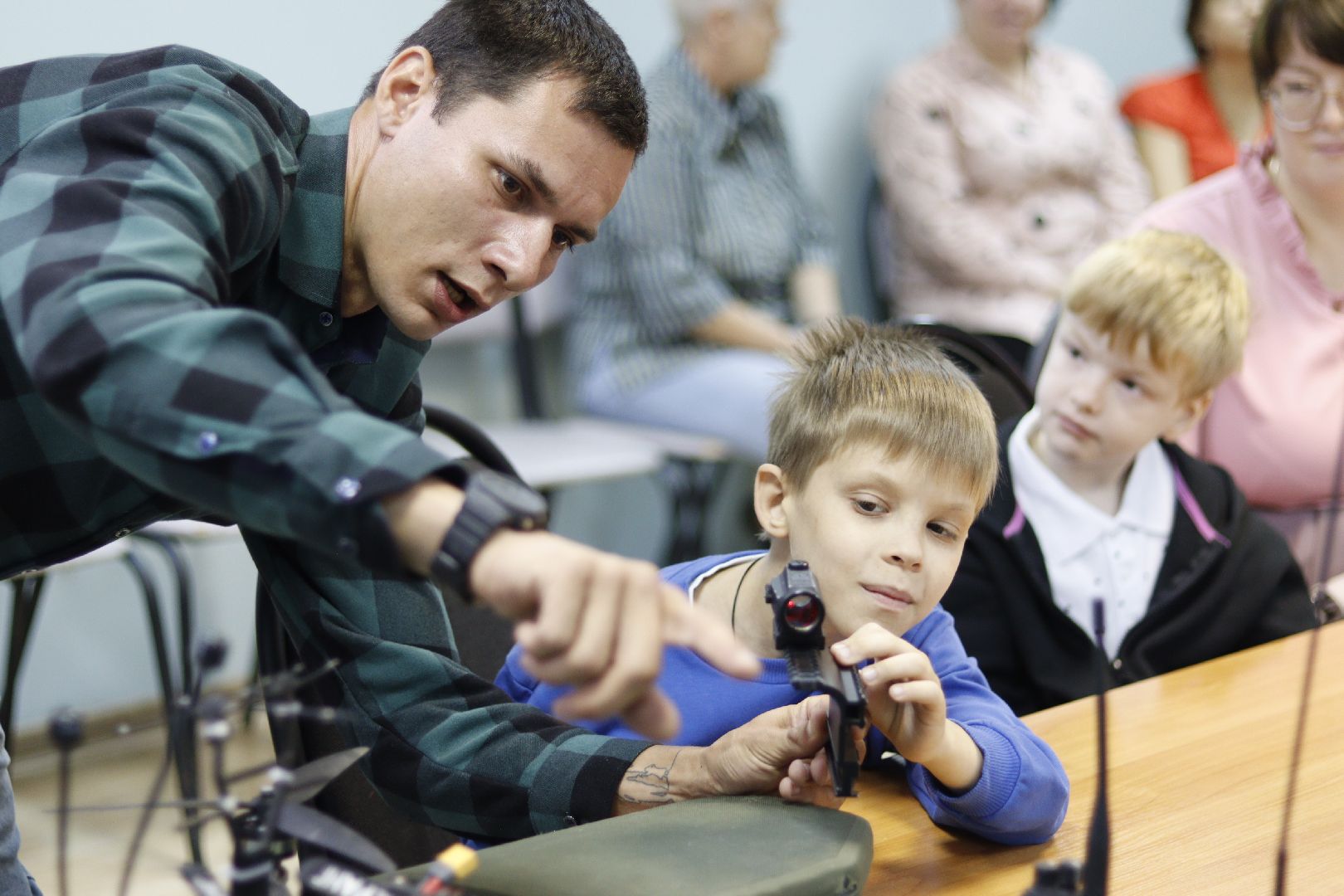 зарайск, сво, окопные свечи,