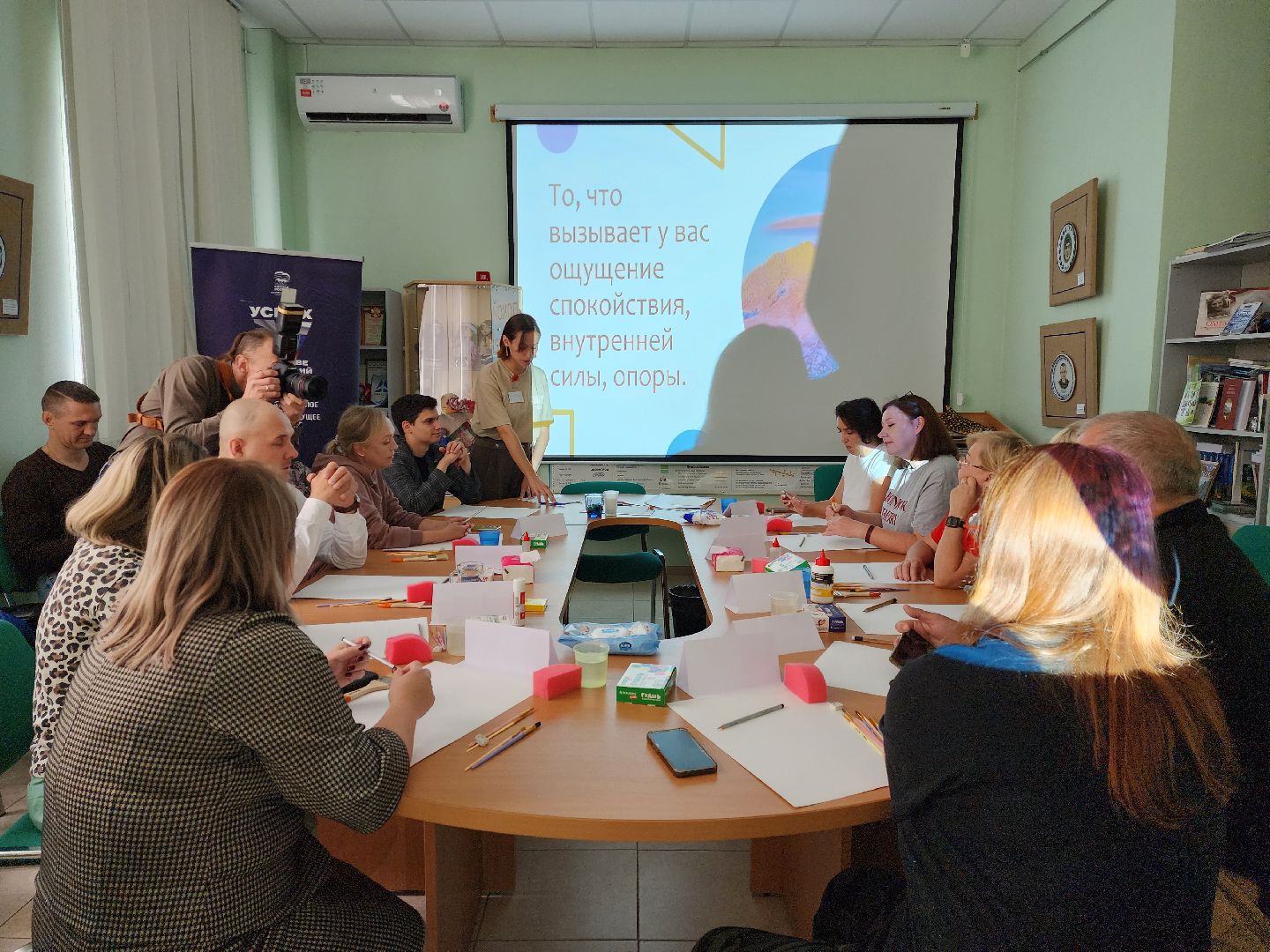 раменское, общество, поддержка семей участников сво, творческий мастер-класс в туристско-информационном центре ,