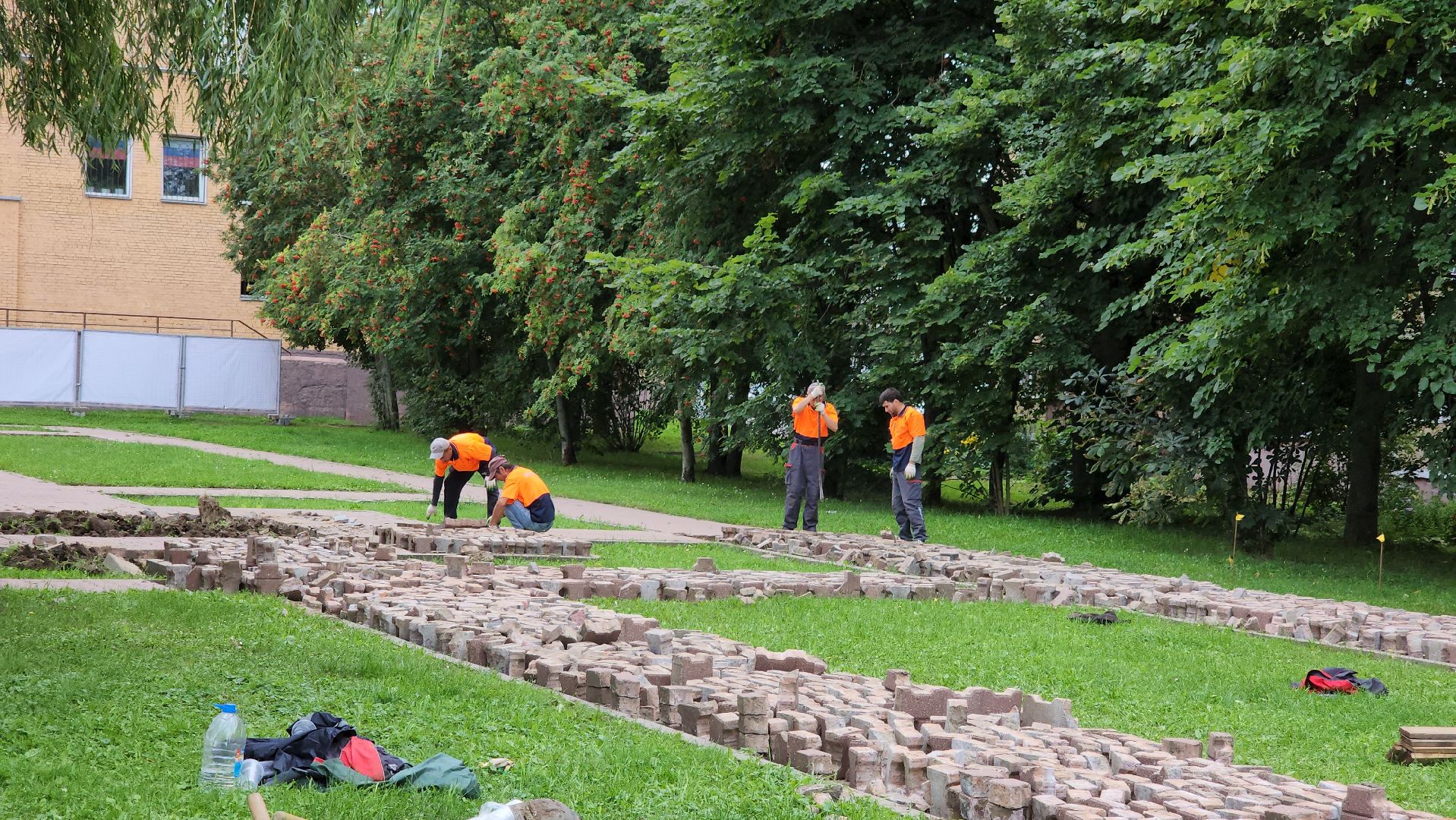 кашира, сквер, благоустройство, зона отдыха, комфортная городская среда, демонтаж,